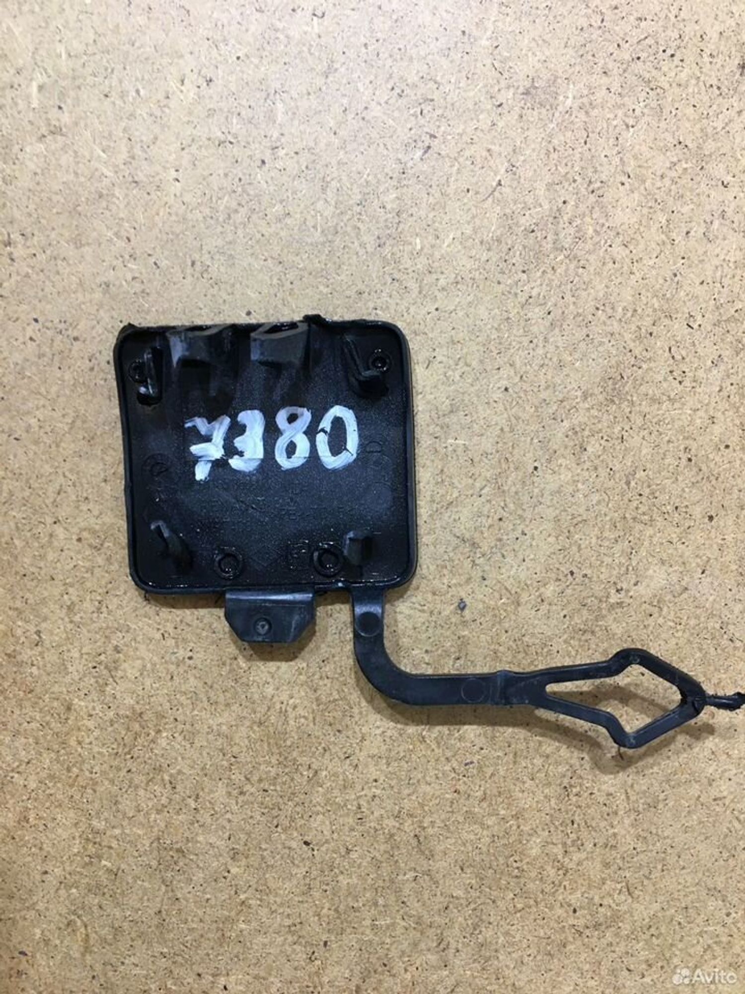 Заглушка буксировочного крюка Renault Kaptur, 400 рублей, Уфа