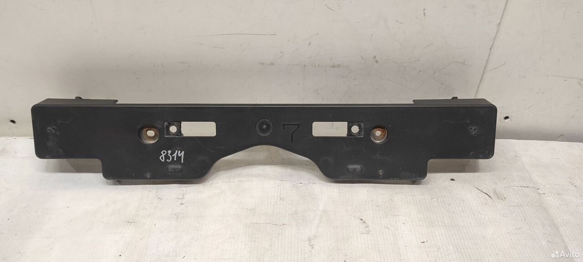 Накладка номерного знака Toyota Land Cruiser 200, 2500 рублей, Уфа