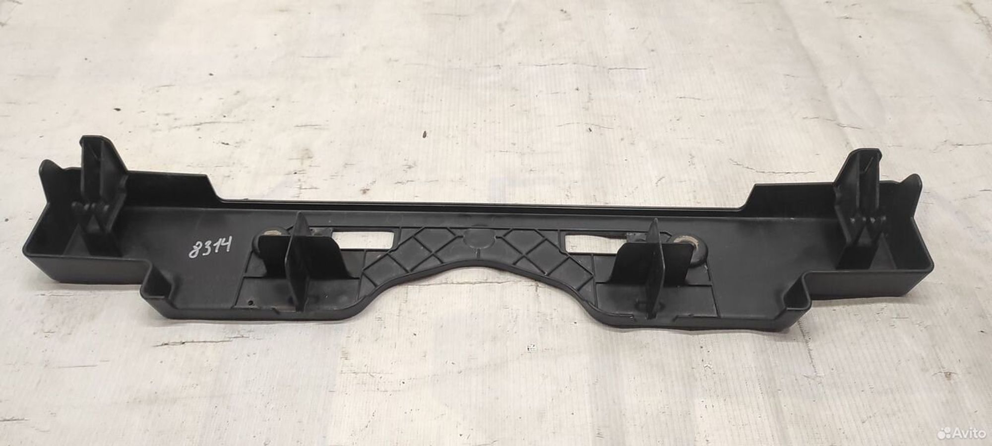 Накладка номерного знака Toyota Land Cruiser 200, 2500 рублей, Уфа