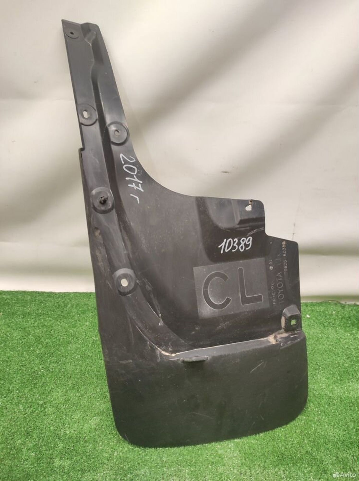 Брызговик задний левый Toyota Land Cruiser 200, 1500 рублей, Уфа