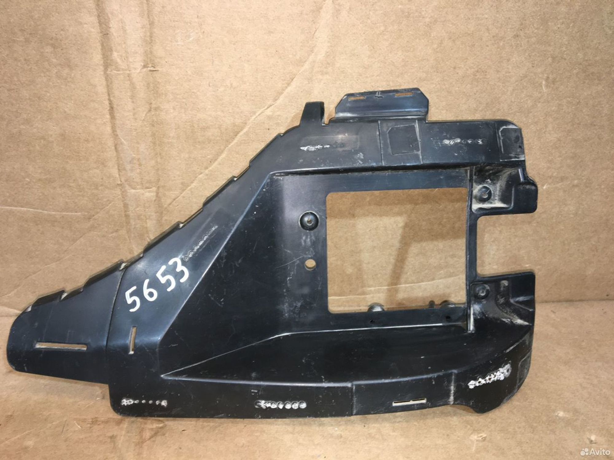 Кронштейн бампера заднего правый Kia Quoris, 1500 рублей, Уфа