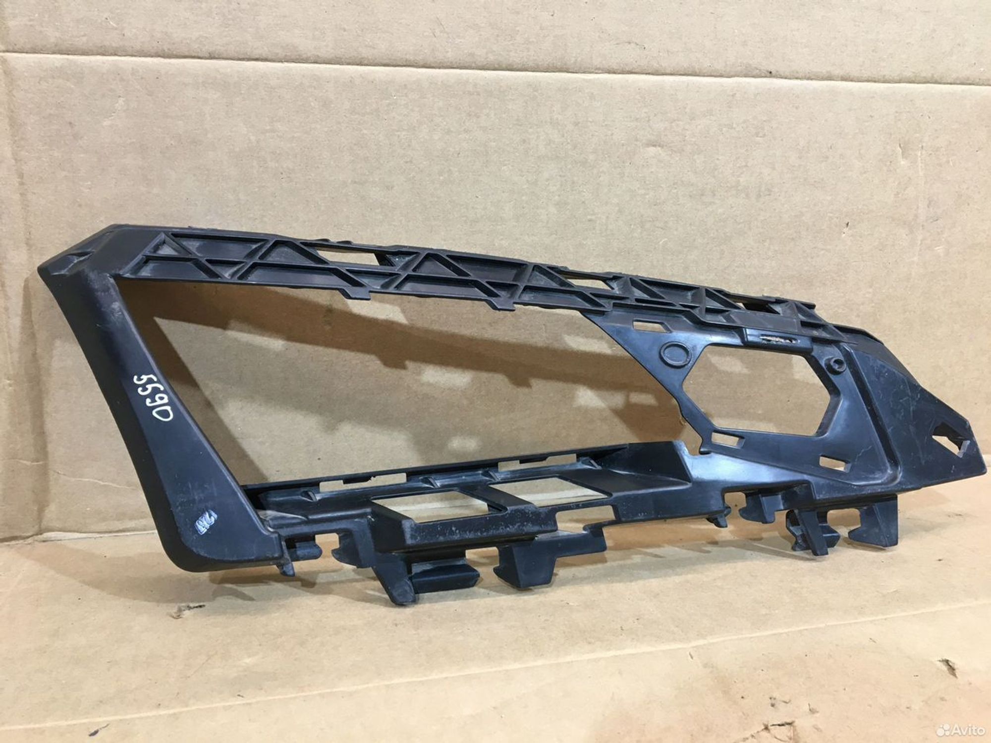 Кронштейн переднего бампера правый Skoda Kodiaq, 500 рублей, Уфа