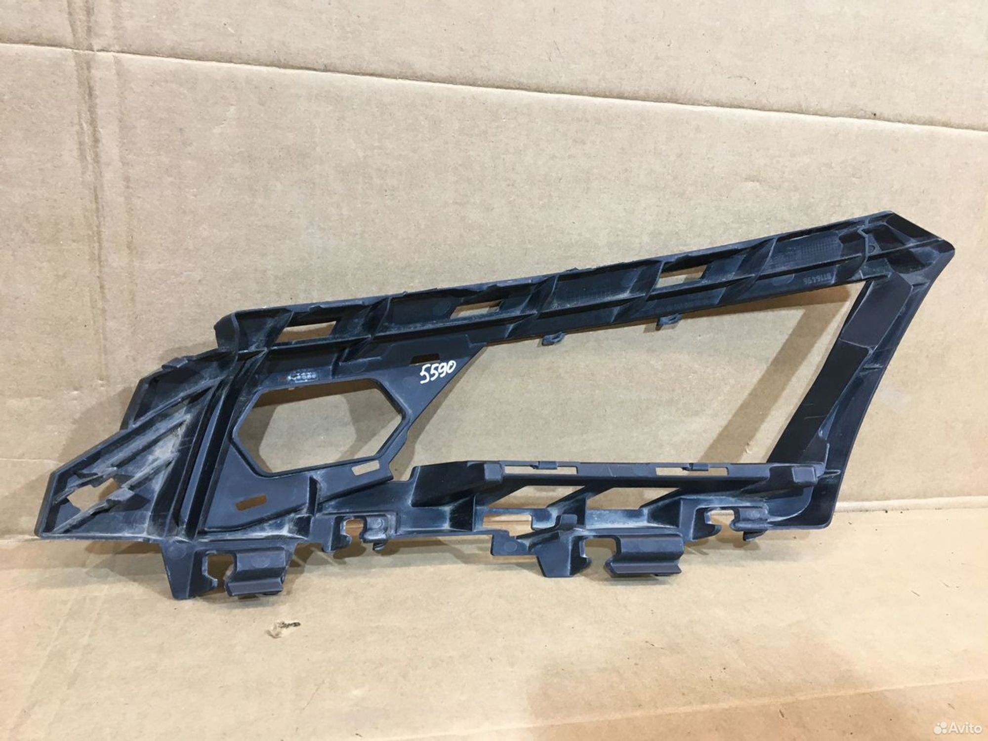 Кронштейн переднего бампера правый Skoda Kodiaq, 500 рублей, Уфа