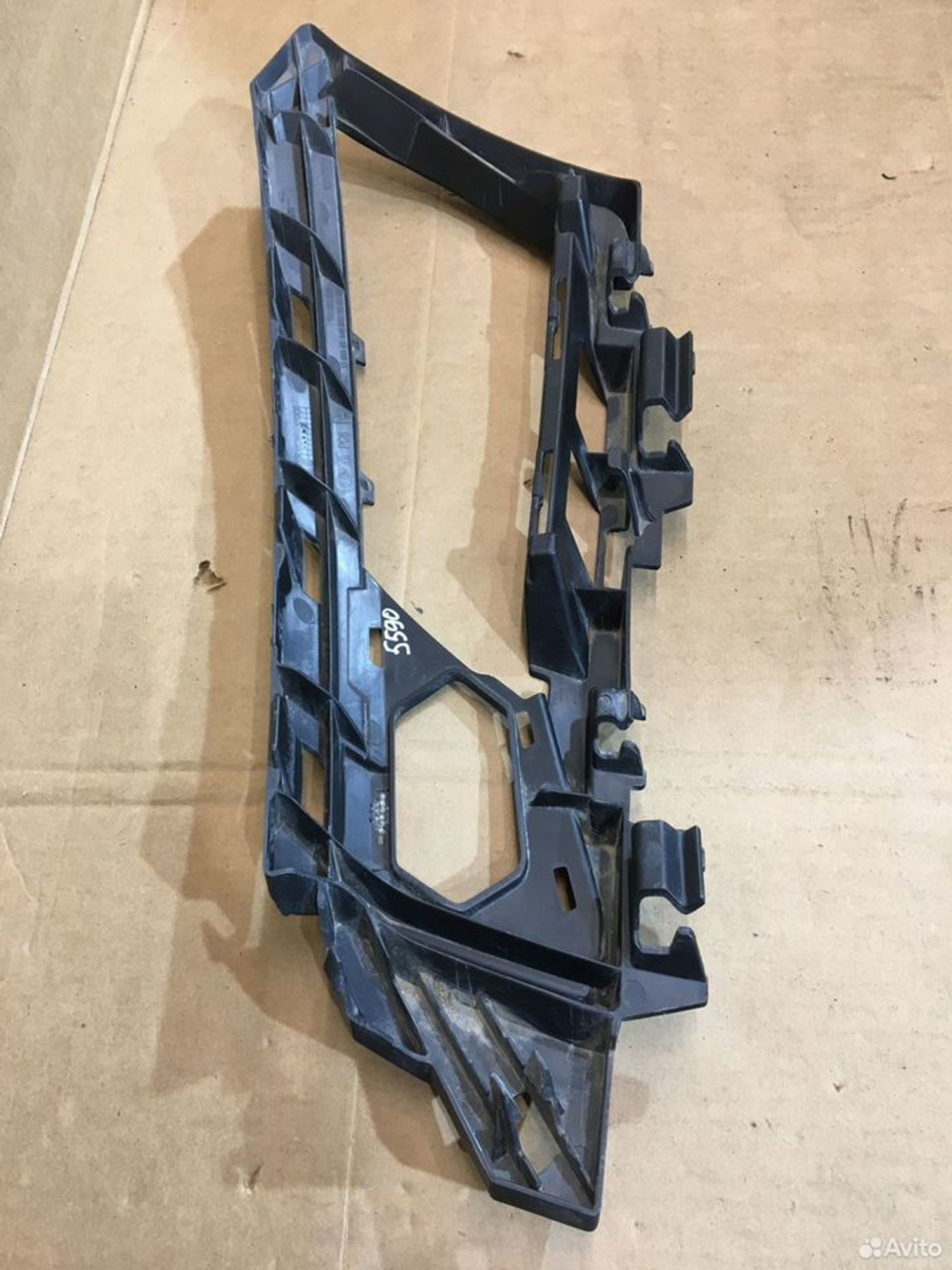 Кронштейн переднего бампера правый Skoda Kodiaq, 500 рублей, Уфа