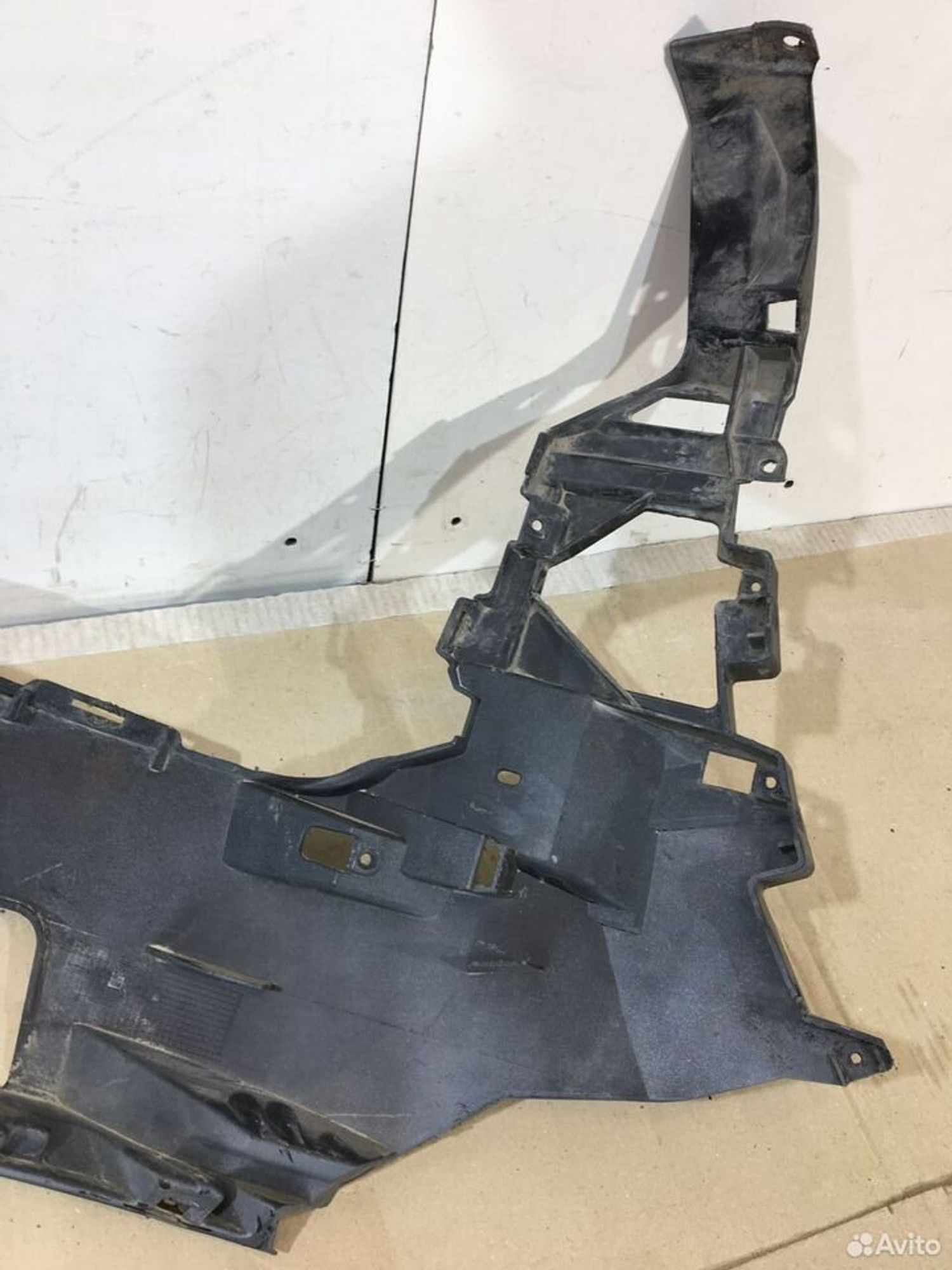 Кронштейн бампера передний левый Audi Q7, 2000 рублей, Уфа