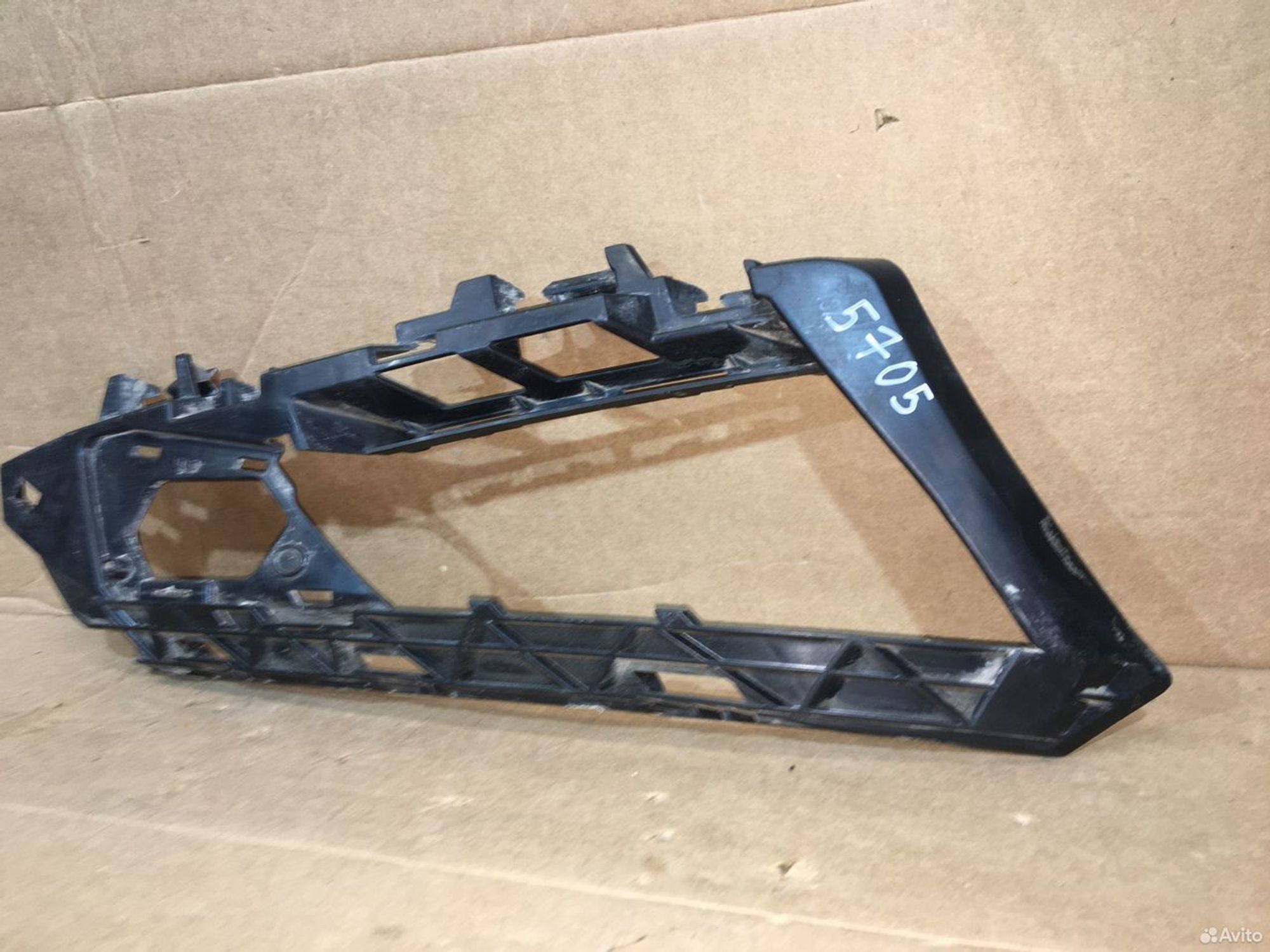 Кронштейн бампера передний правый Skoda Kodiaq, 500 рублей, Уфа