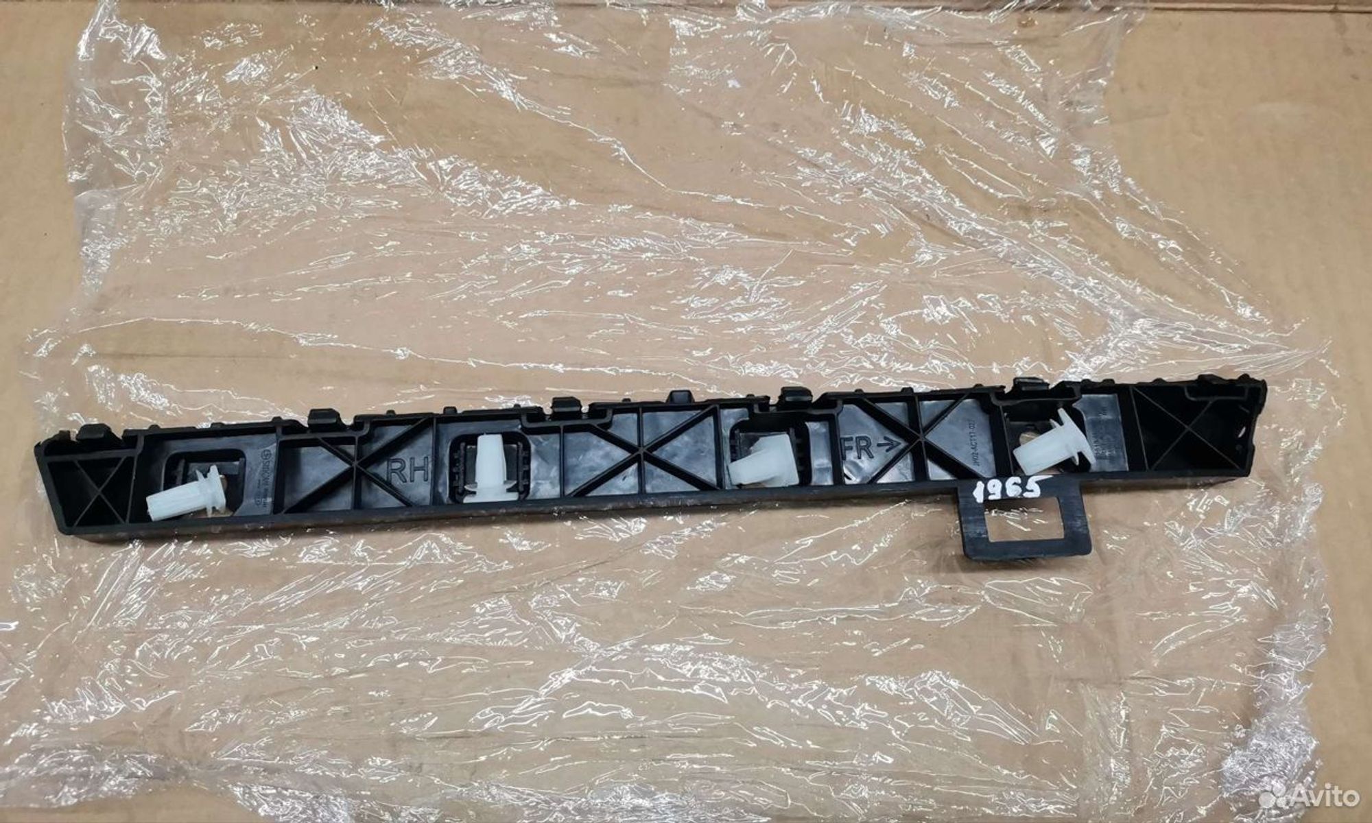 Кронштейн заднего бампера Хундай Солярис 2017, 1000 рублей, Уфа