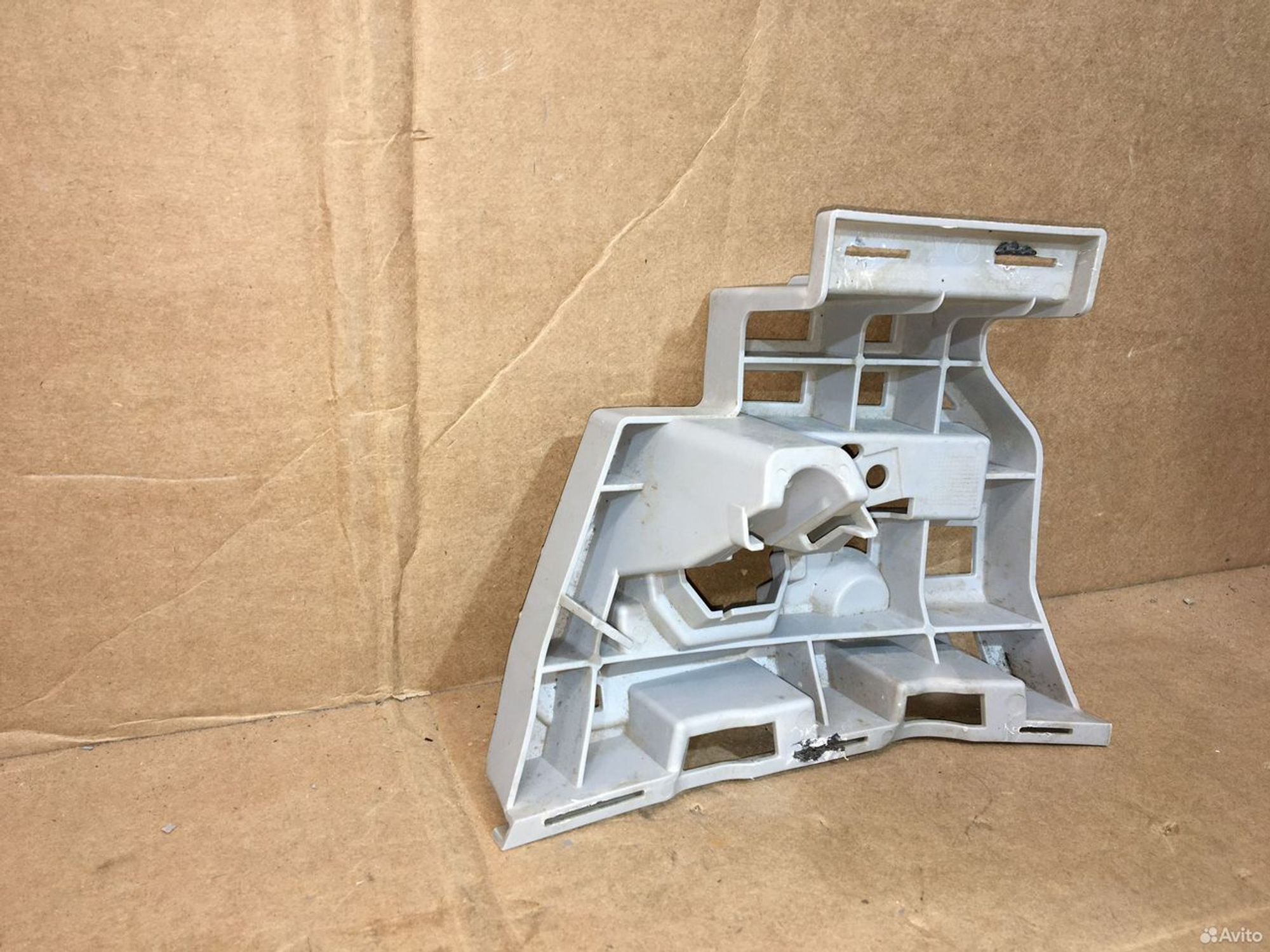 Кронштейн форсунки омывателя Skoda Octavia A7, 500 рублей, Уфа