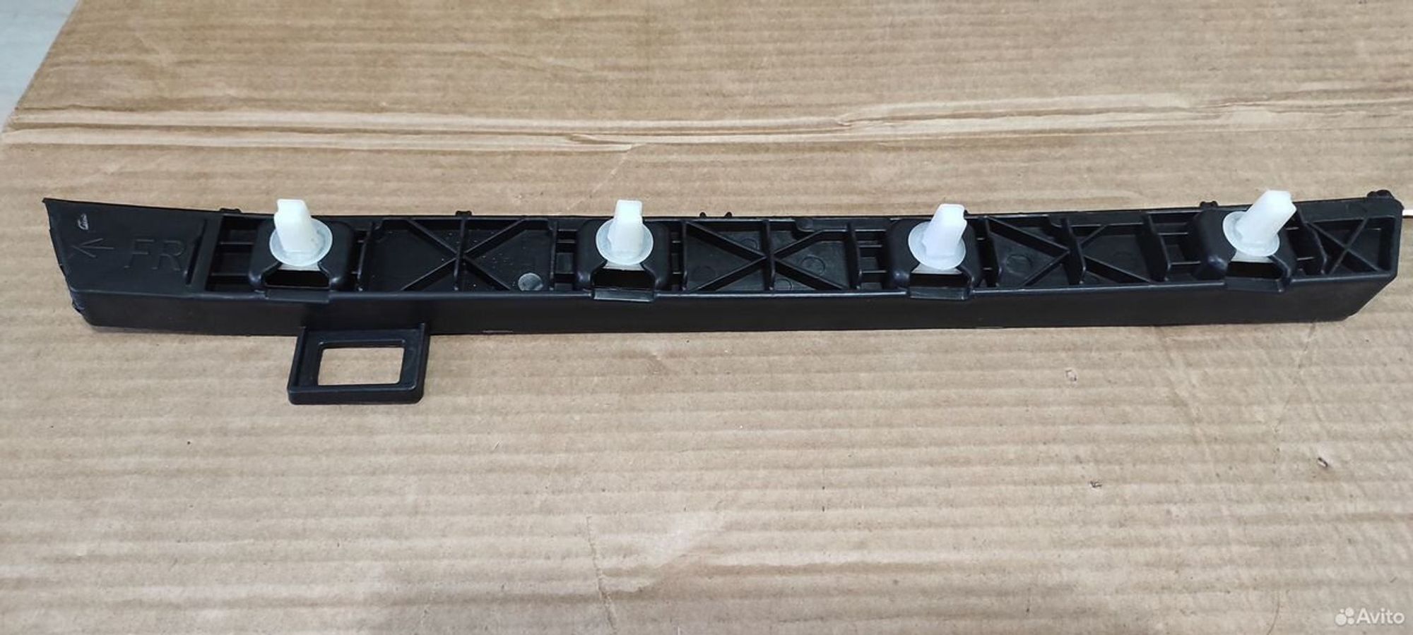 Кронштейн задний правый Hyundai Solaris 17-21, 1000 рублей, Уфа