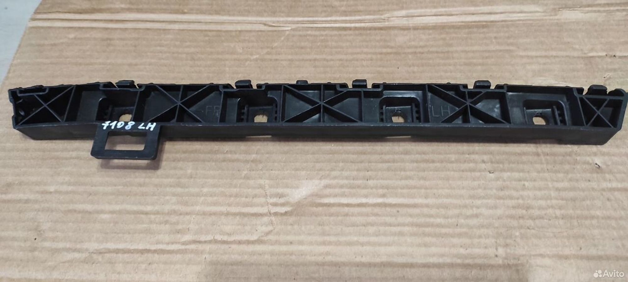 Кронштейн задний правый Hyundai Solaris 17-21, 1000 рублей, Уфа