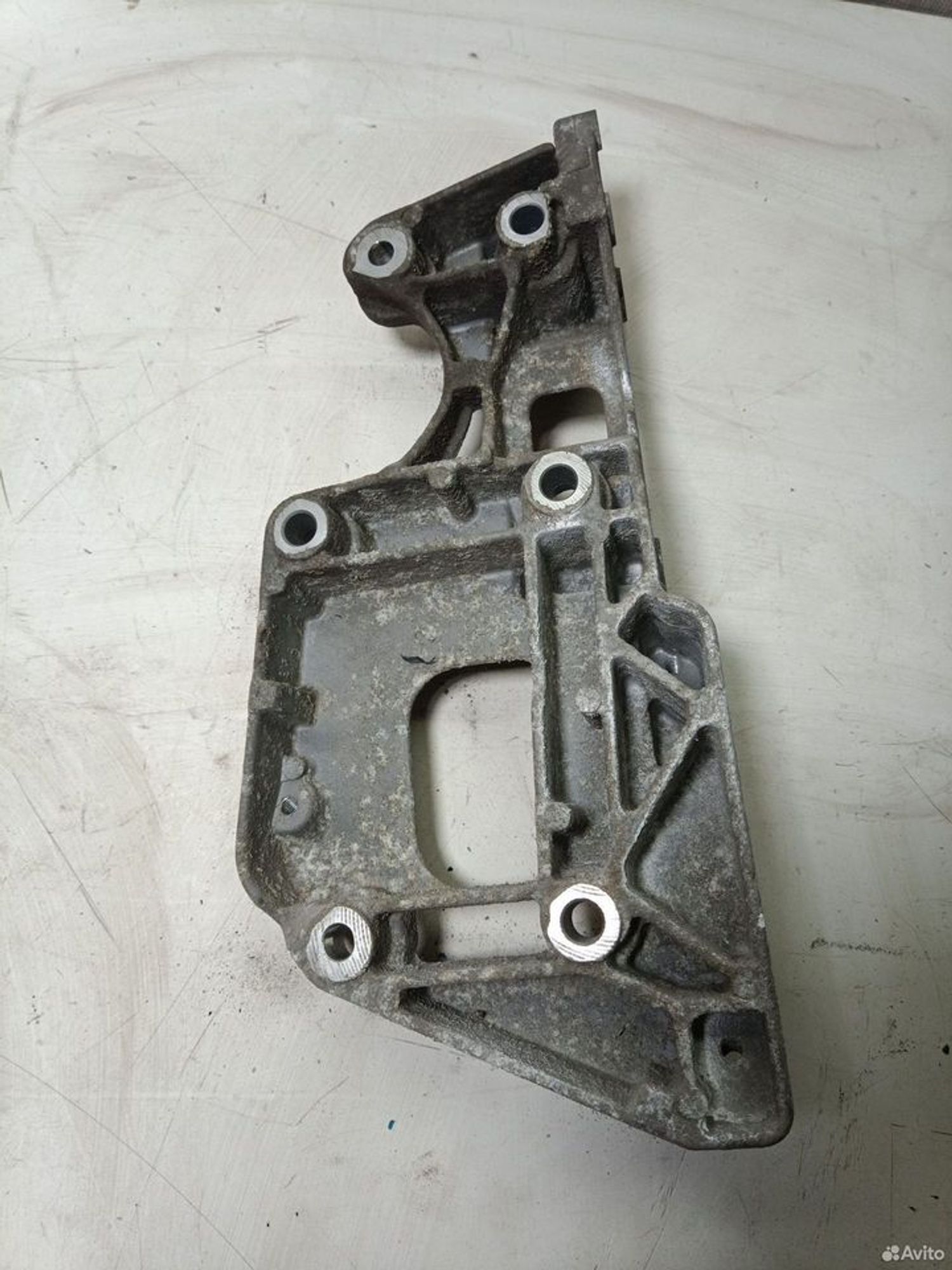 https://ycs.partsauto.market/partsauto-images/thmbs/a19a1494006c0851879c8cd6f3827d7d/0c95f361a6266de1a37c3a7e0ad29735/822fc86d4b3cce5cd9c31bcf1301c00d.jpg