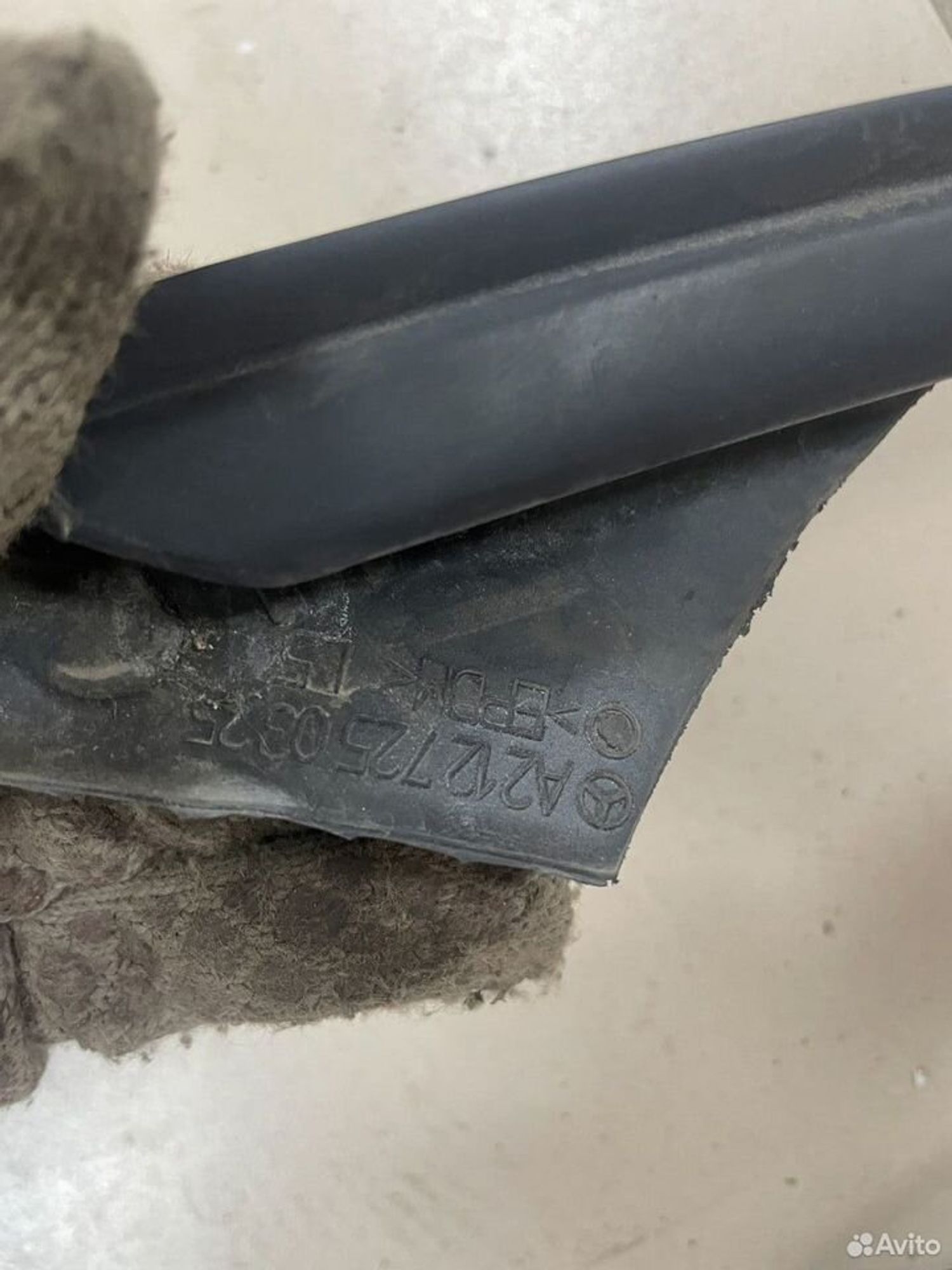 Уплотнитель стекла перед.лев. Mercedes W212, 500 рублей, Тамбов