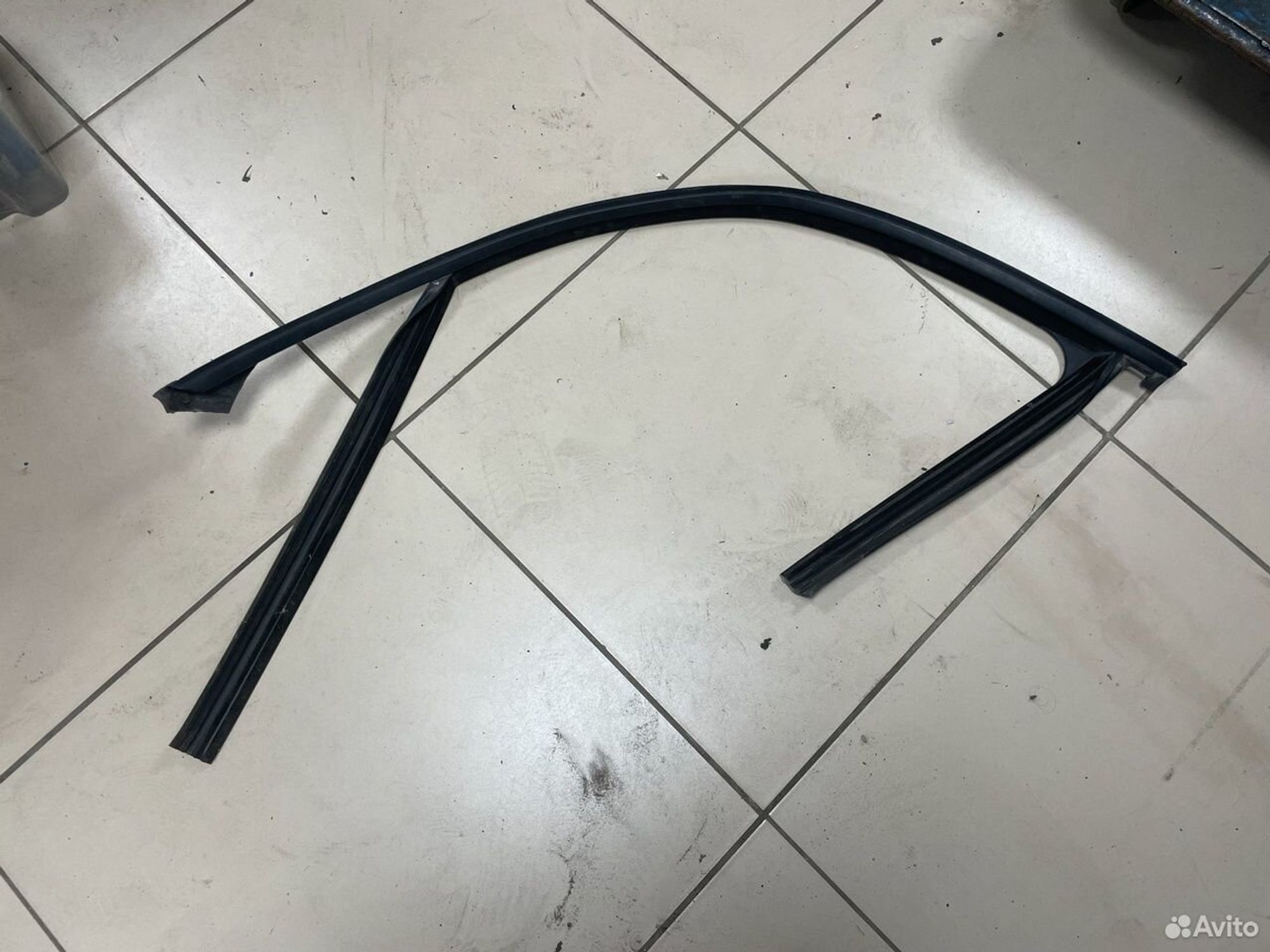 Уплотнитель стекла перед.лев. Mercedes W212, 500 рублей, Тамбов