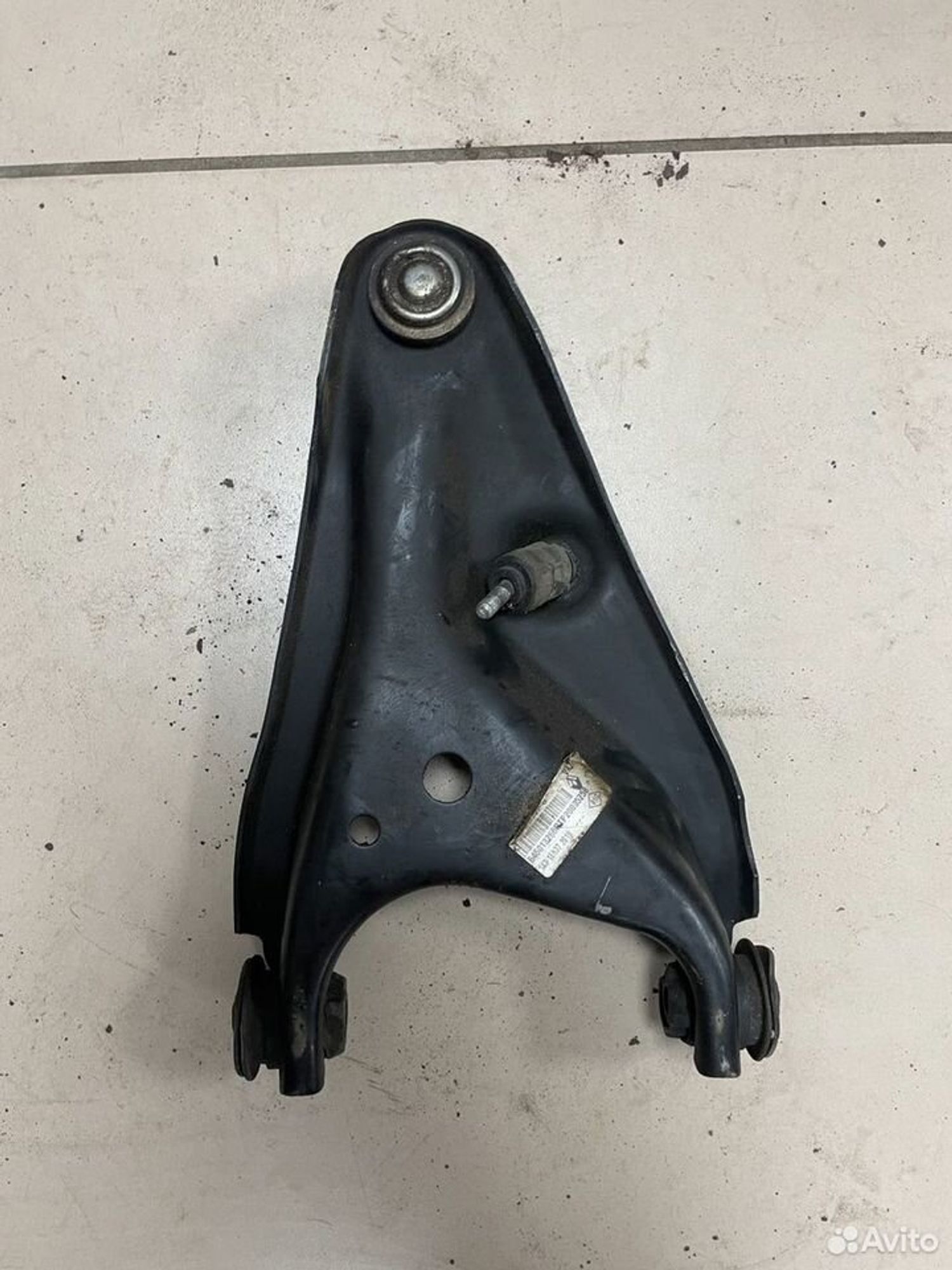 Рычаг передний левый LADA X-Ray, 500 рублей, Тамбов