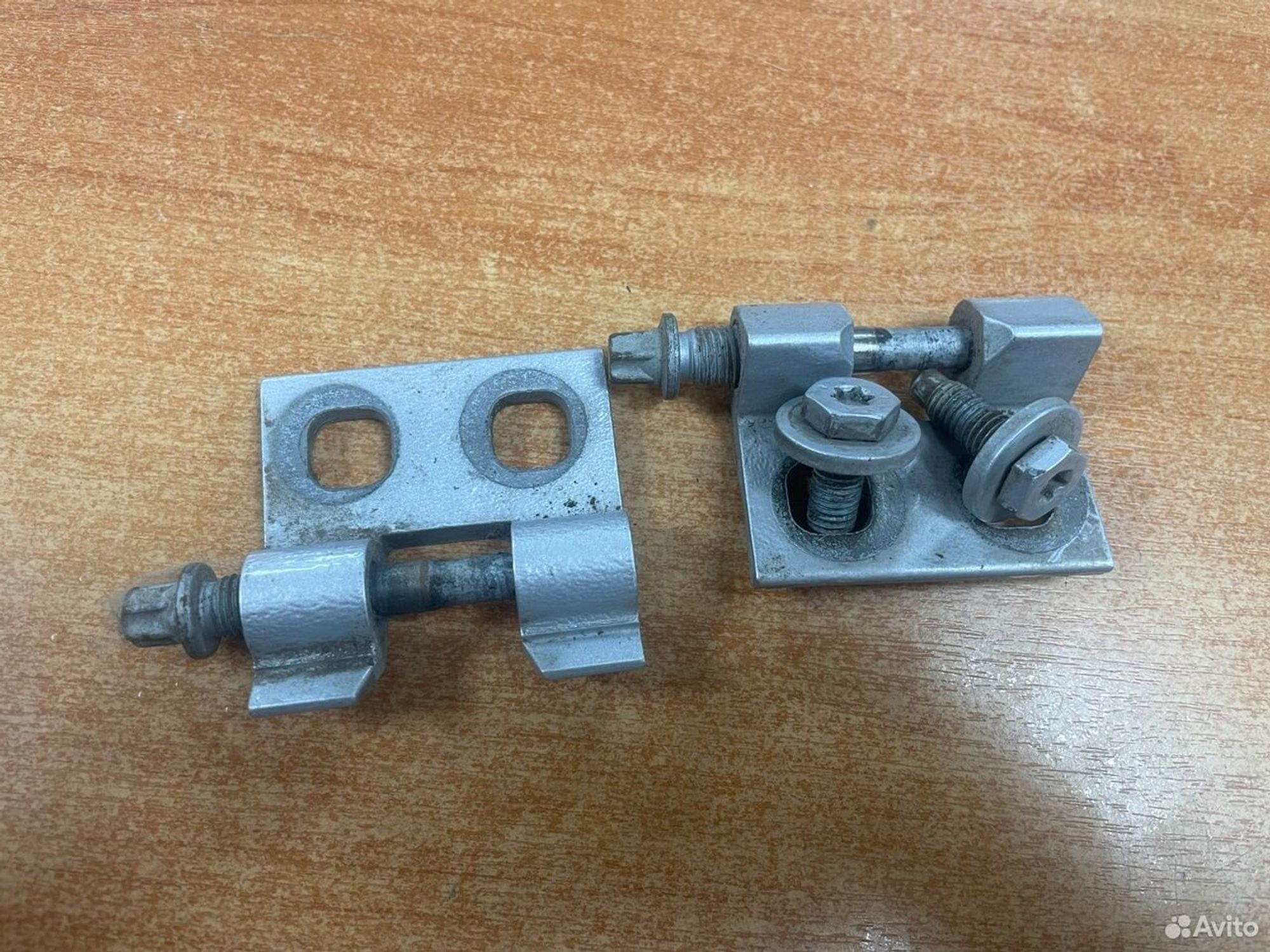 Петли задней левой двери BMW E90, 500 рублей, Тамбов