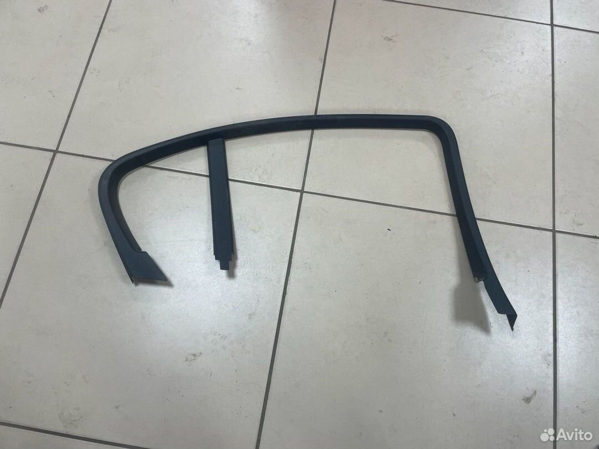 Накладка задней левой двери BMW E90, 500 рублей, Тамбов