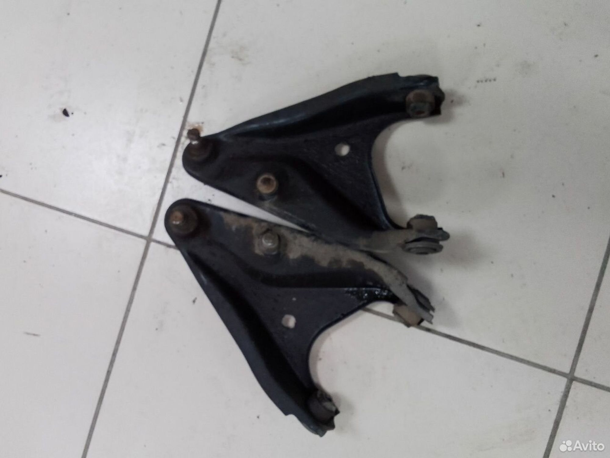 Рычаг передний лев/прав Renault Logan I, 1000 рублей, Тамбов