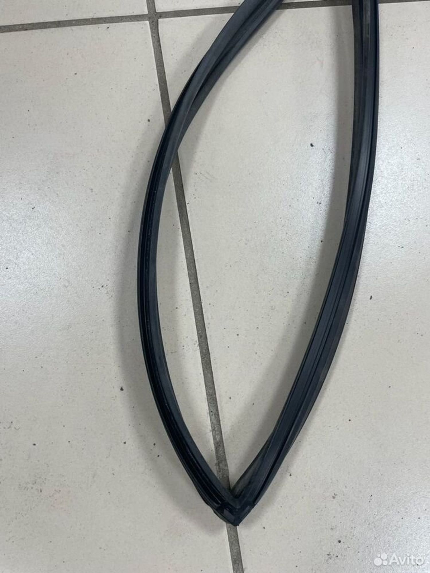 Уплотнитель стекла зад.прав. Toyota Avensis T250, 800 рублей, Тамбов