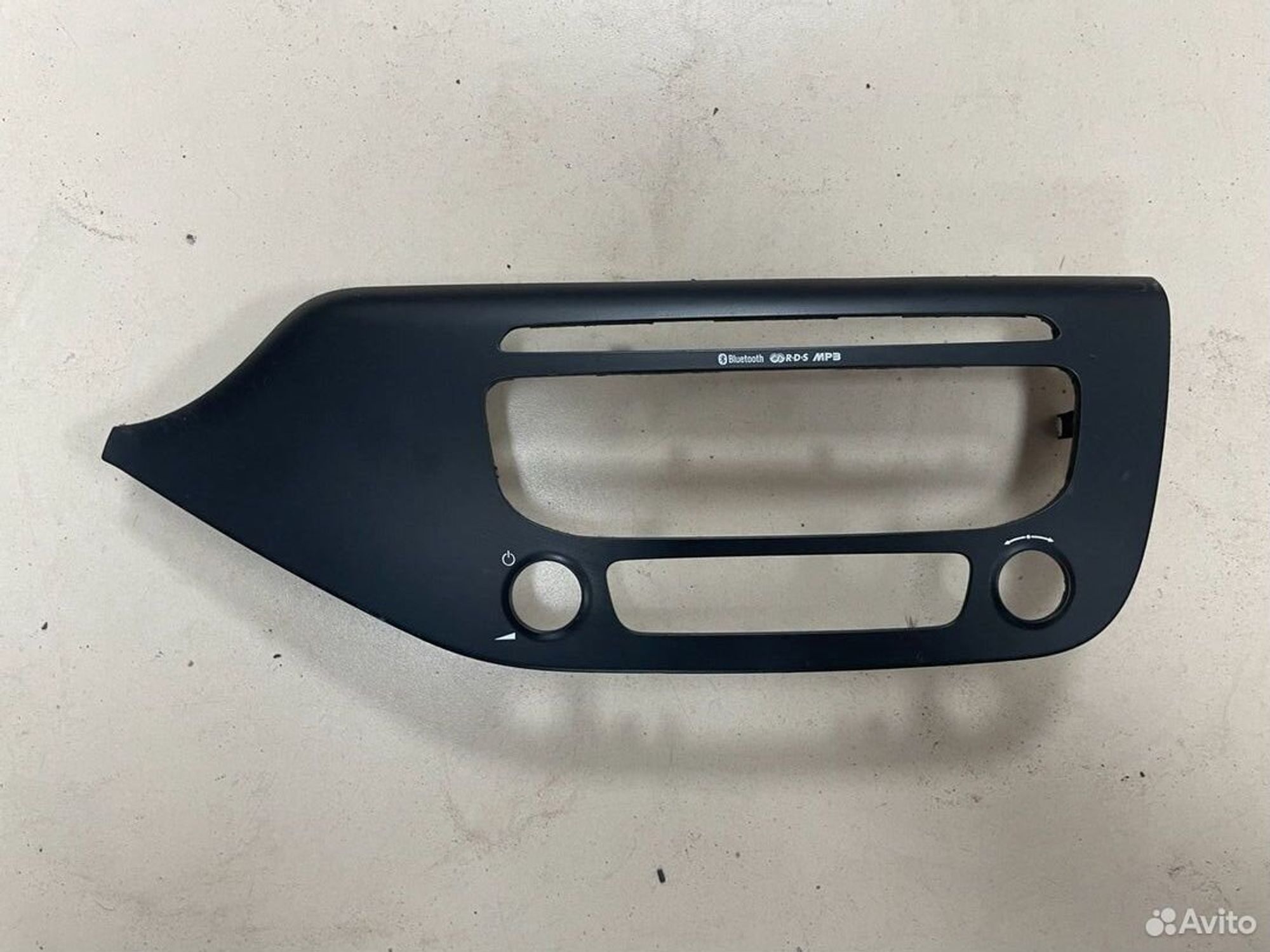 Рамка магнитолы Kia Ceed II JD, 500 рублей, Тамбов