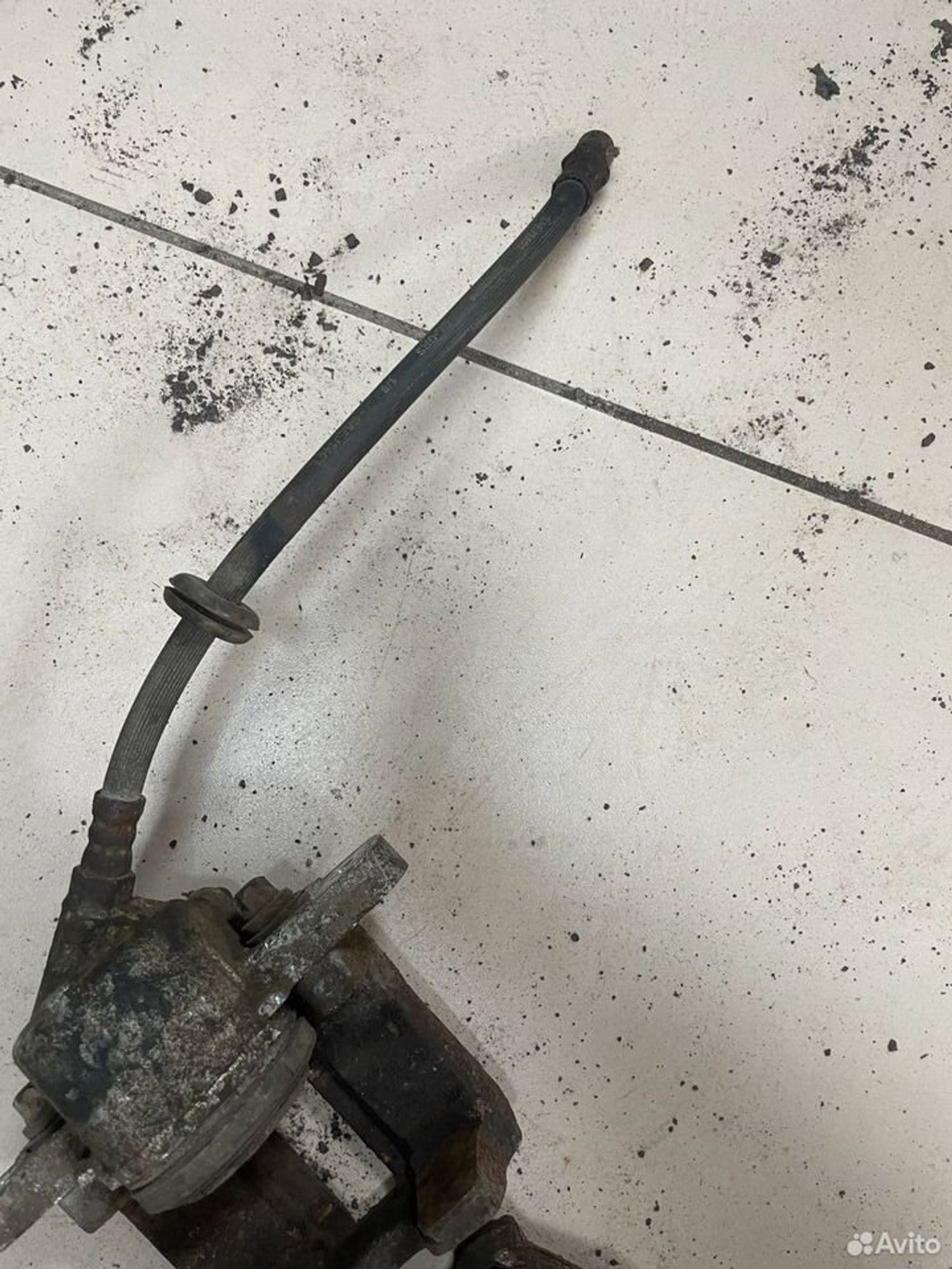 Суппорт передний правый LADA Granta, 1000 рублей, Тамбов