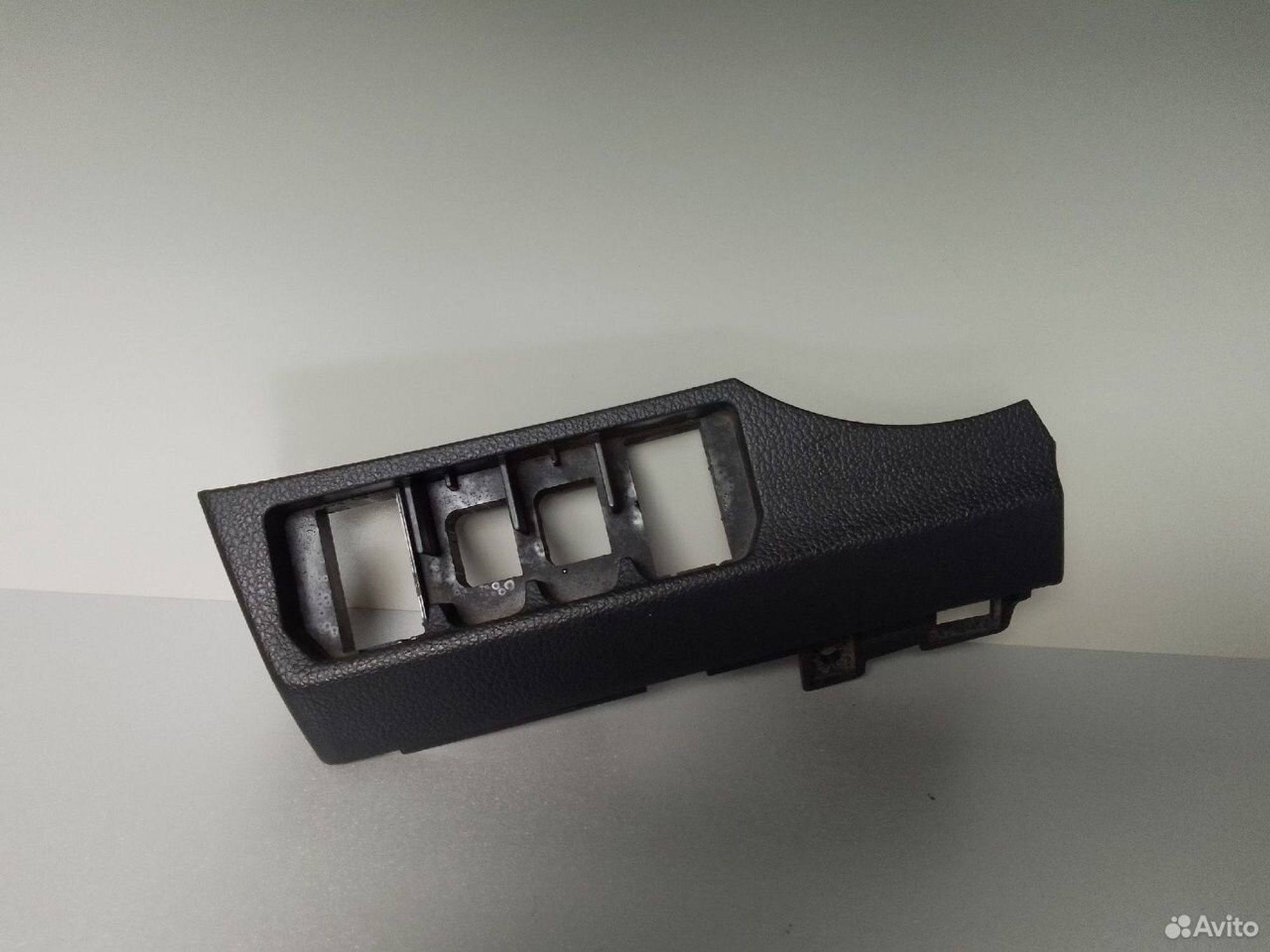 Накладка декоративная Kia Rio III, 500 рублей, Тамбов