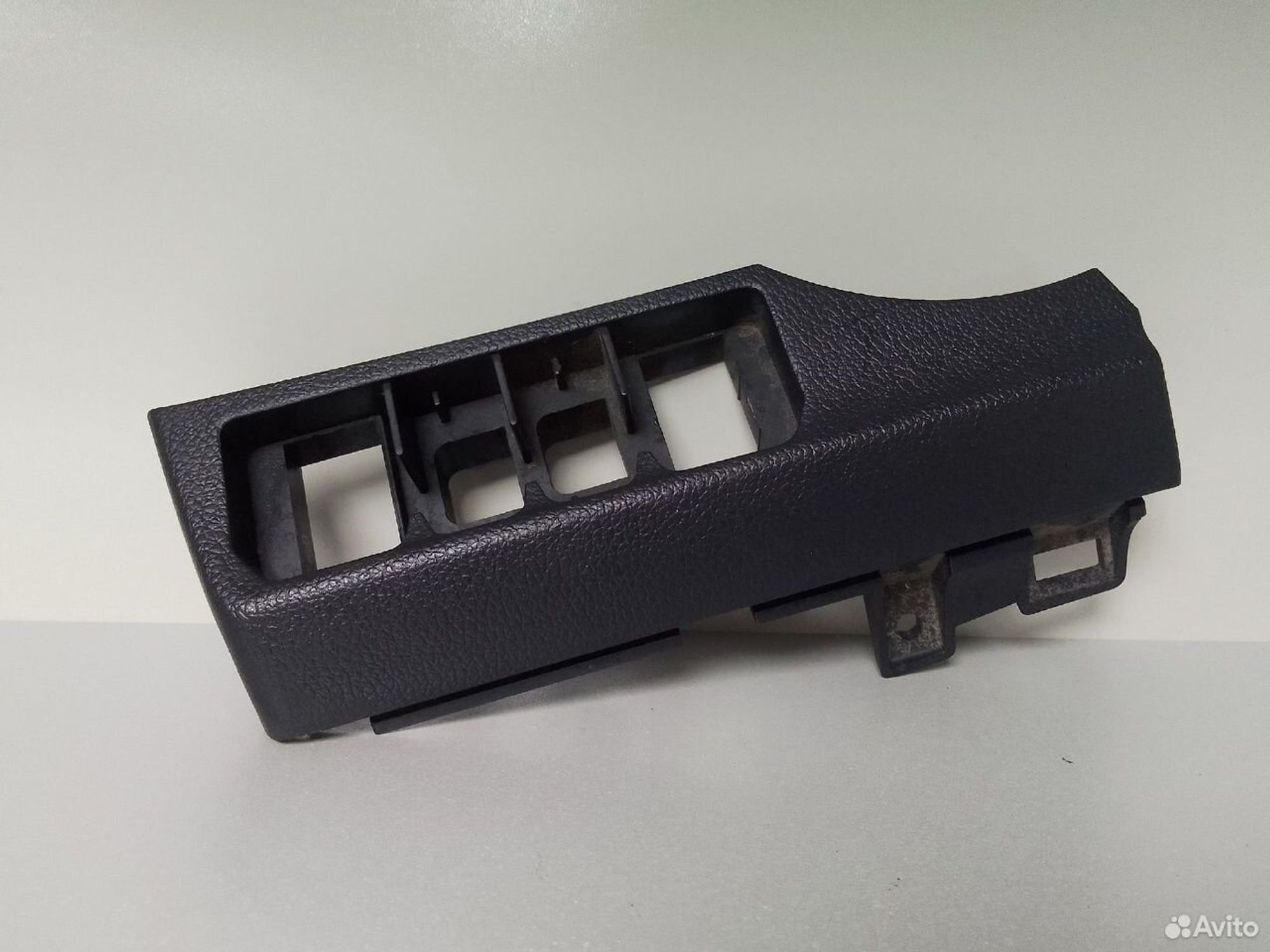 Накладка декоративная Kia Rio III, 500 рублей, Тамбов