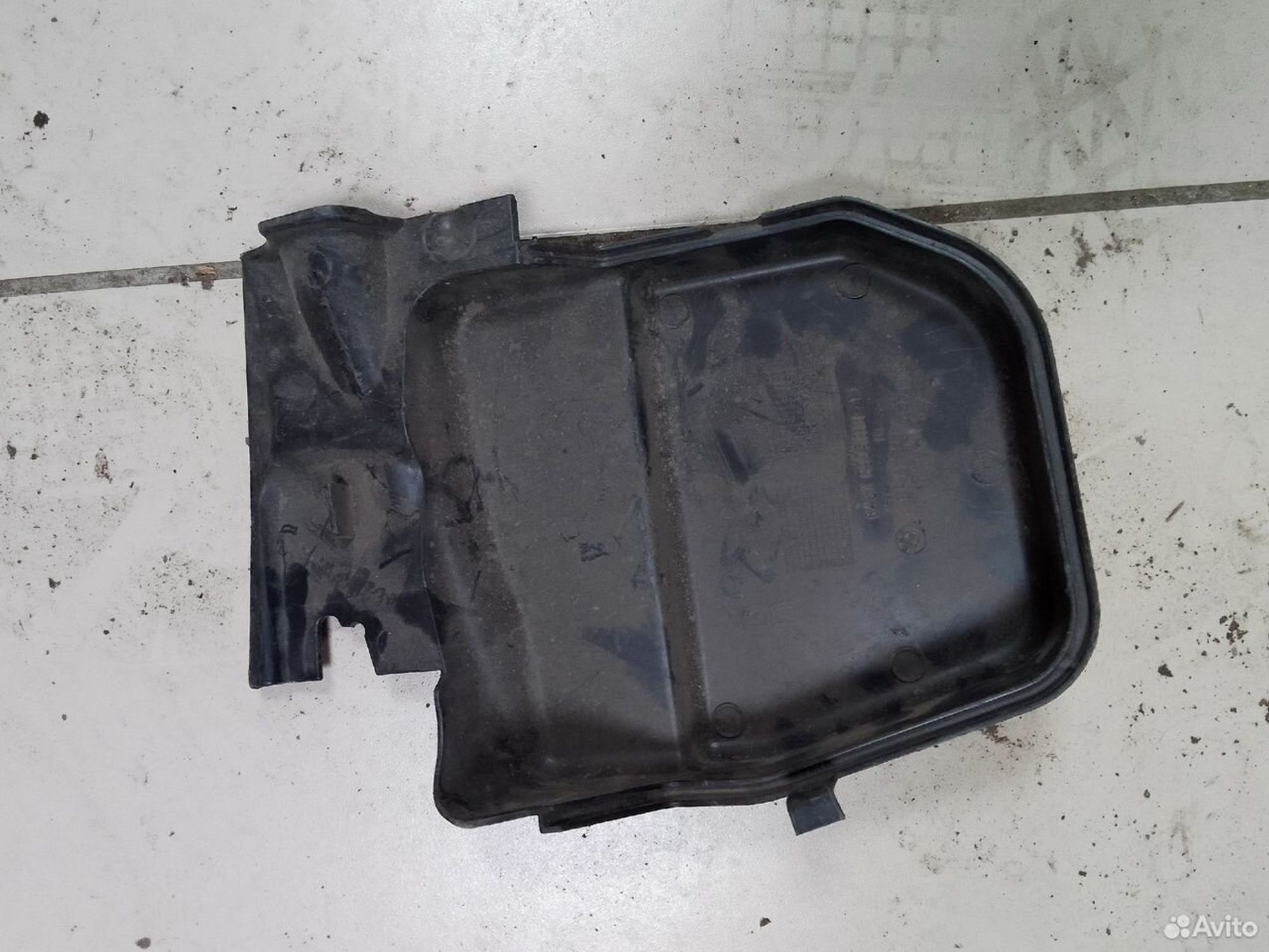 Крышка корпуса салонного фильтра BMW 3-Series E90, 500 рублей, Тамбов