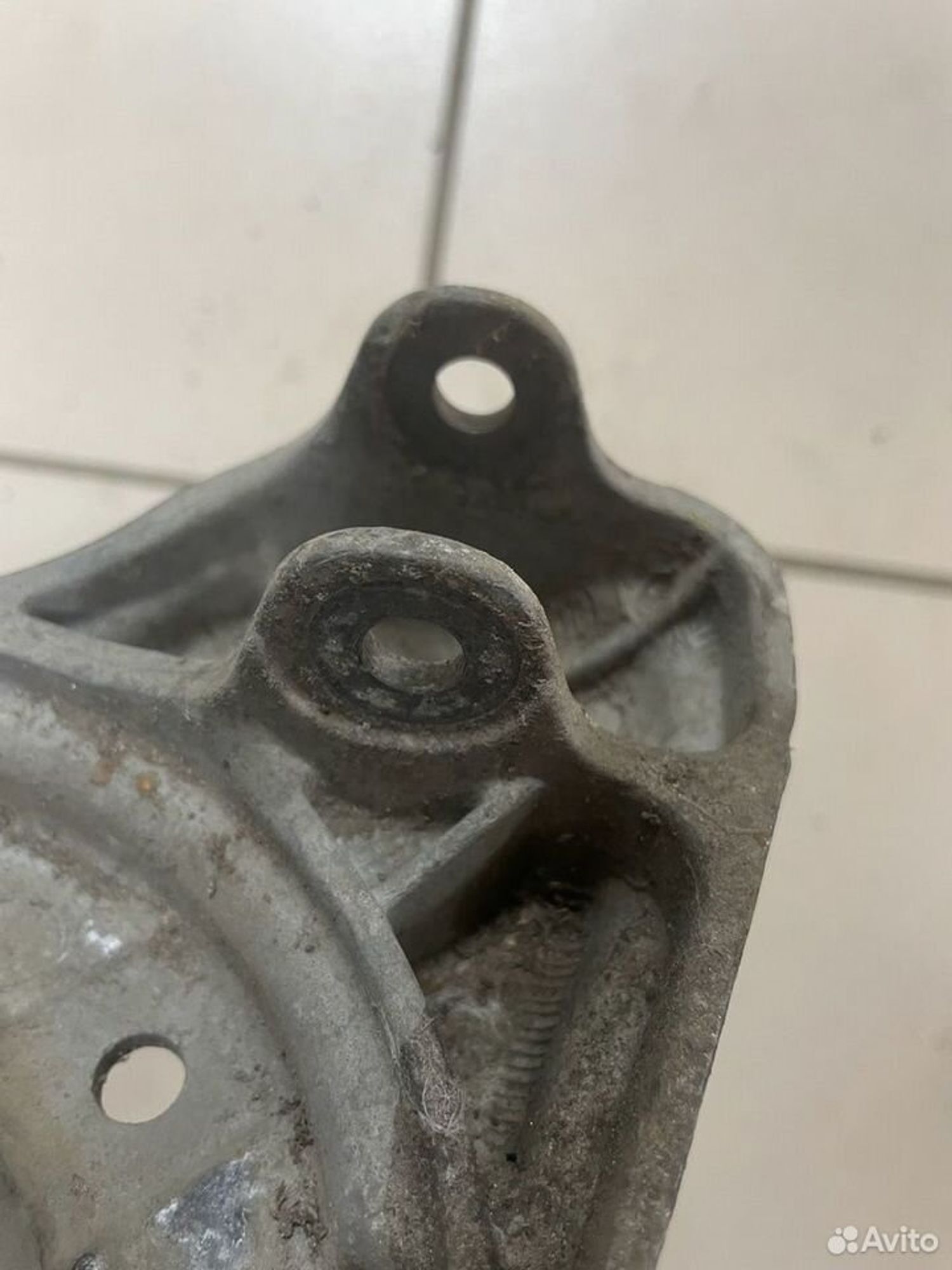 Опорный кронштейн Audi/Volkswagen, 1900 рублей, Тамбов