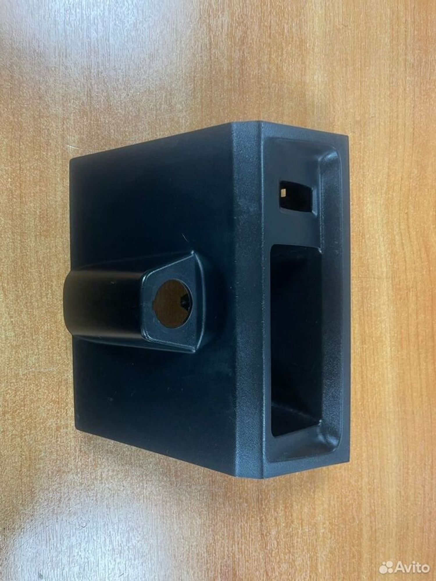 Накладка торпедо LADA X-Ray, 500 рублей, Тамбов