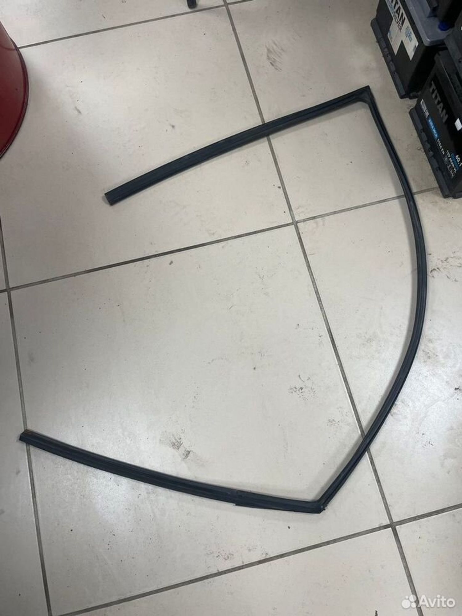 Уплотнитель пер.лев. двери Kia Rio III, 500 рублей, Тамбов