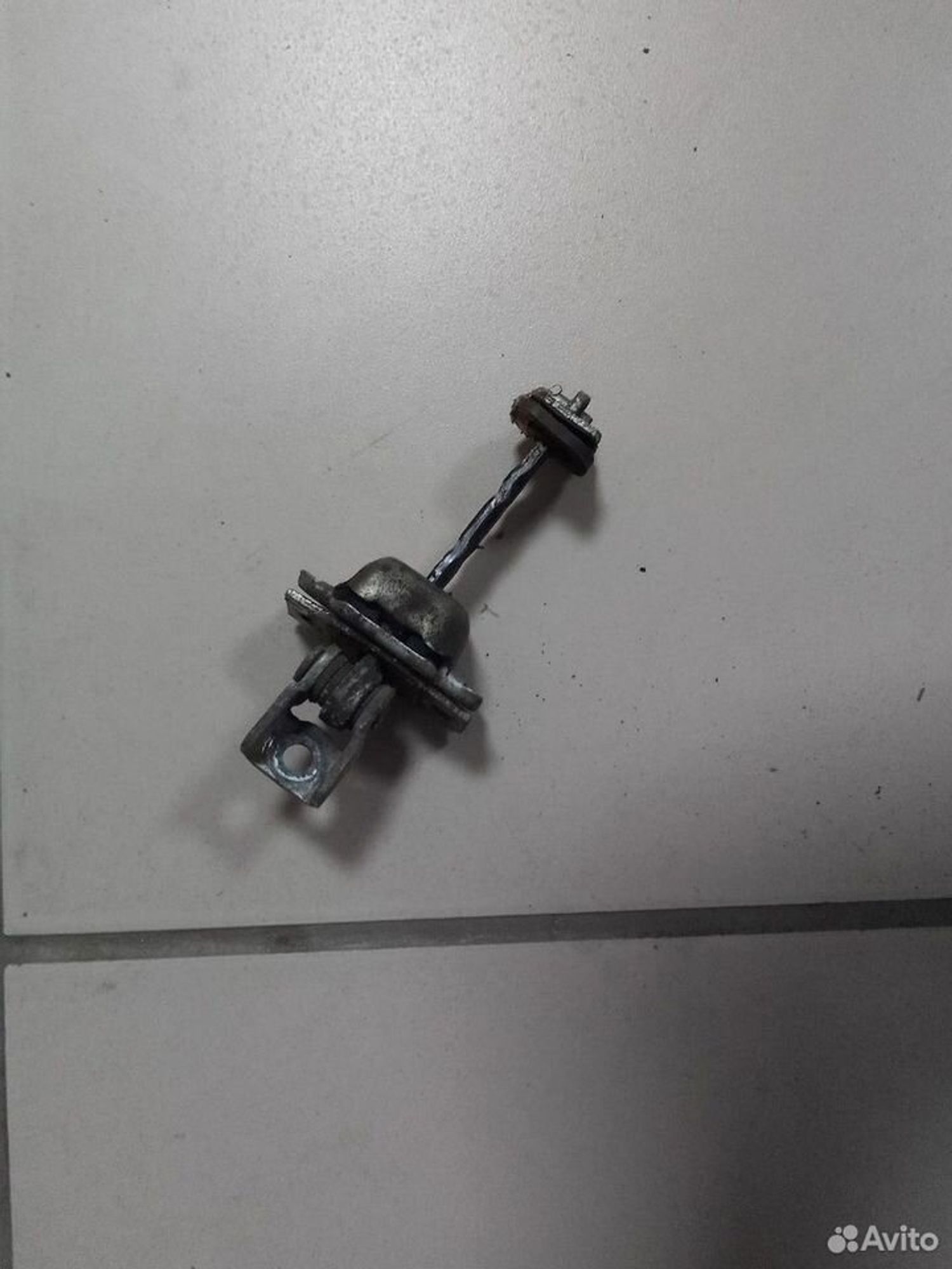 Ограничитель двери перед.лев. Datsun/Granta, 500 рублей, Тамбов