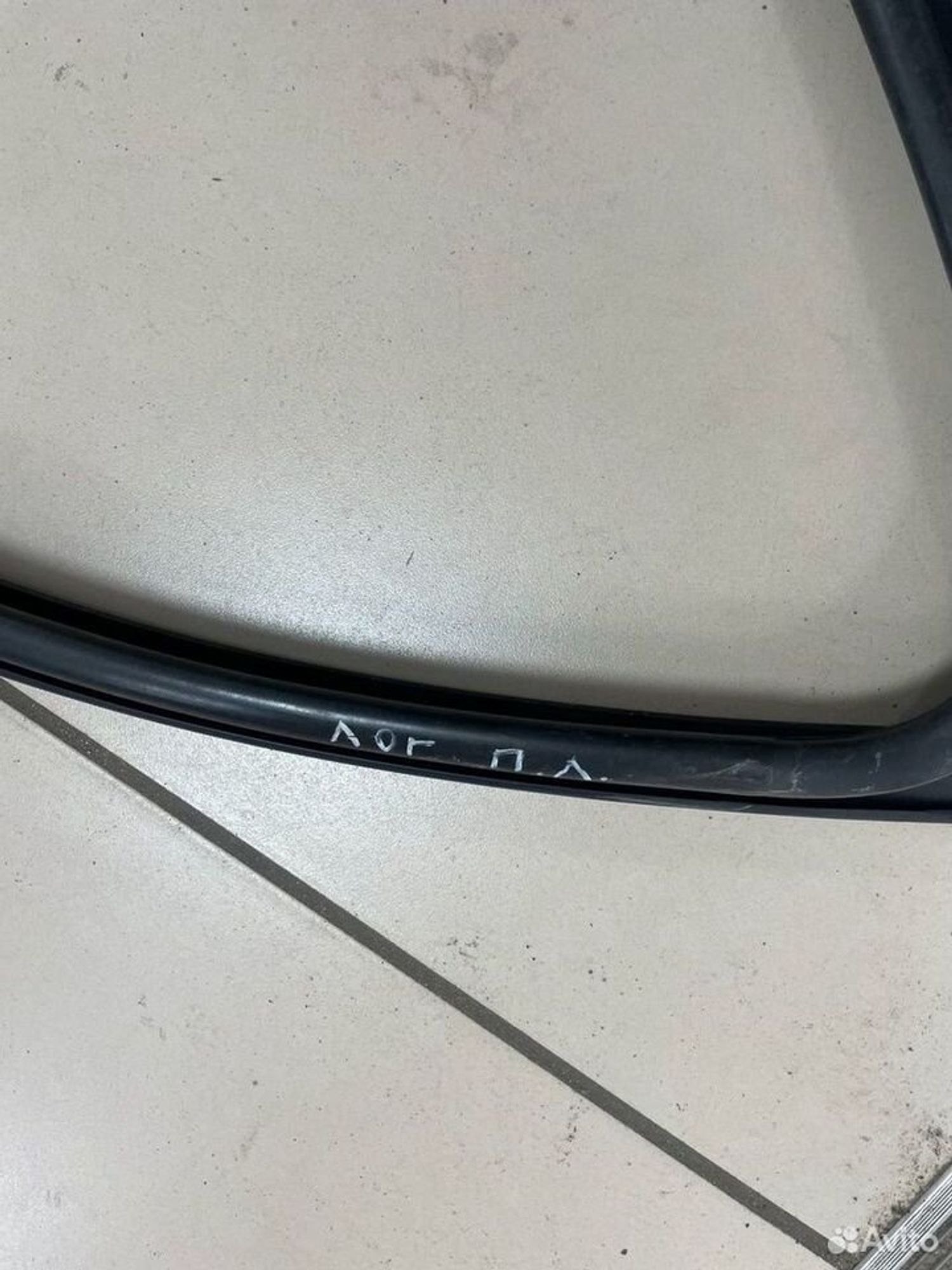 Уплотнитель стекла перед.лев. Renault Logan I, 500 рублей, Тамбов