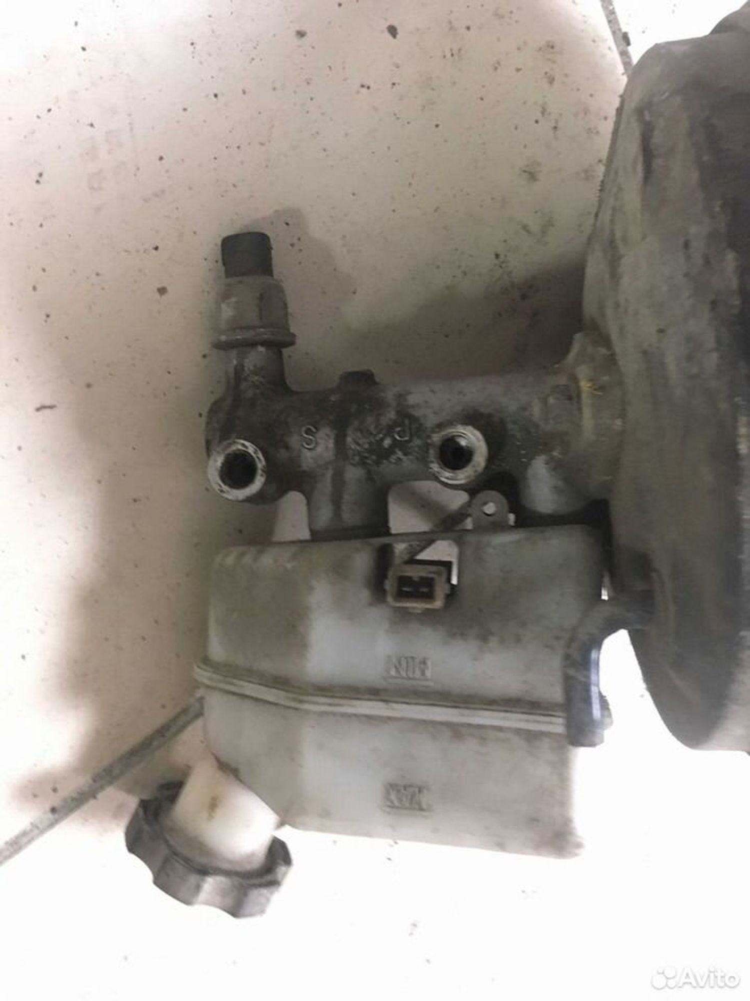 Вакуумник, гтц, бачок Hyundai Tucson I Туксон 1, 2400 рублей, Тамбов