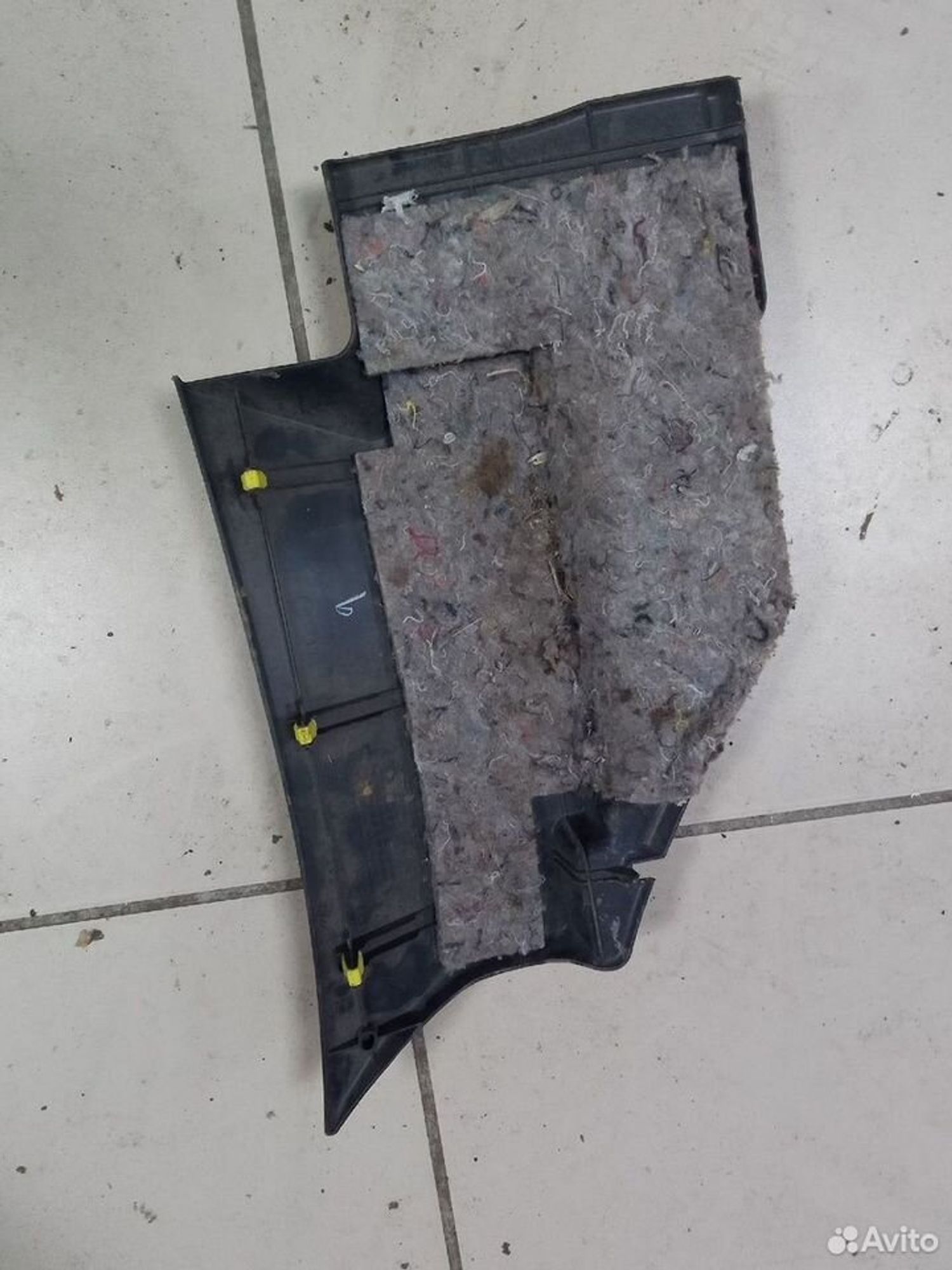 Накладка торпедо Toyota Avensis T250, 1000 рублей, Тамбов