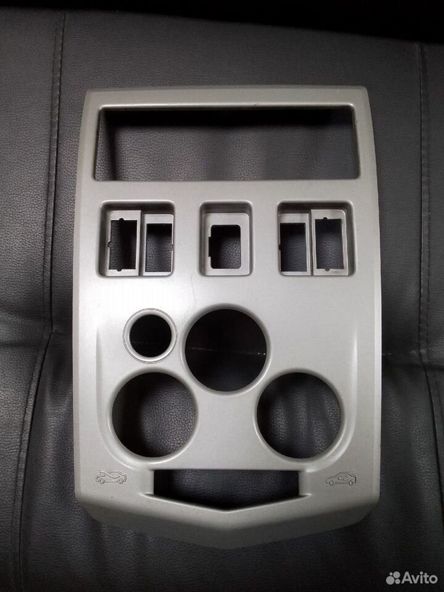 Рамка магнитолы Renault Logan I, 500 рублей, Тамбов