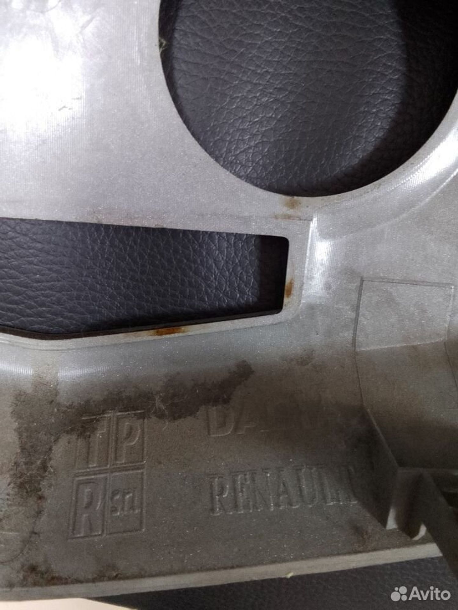 Рамка магнитолы Renault Logan I, 500 рублей, Тамбов