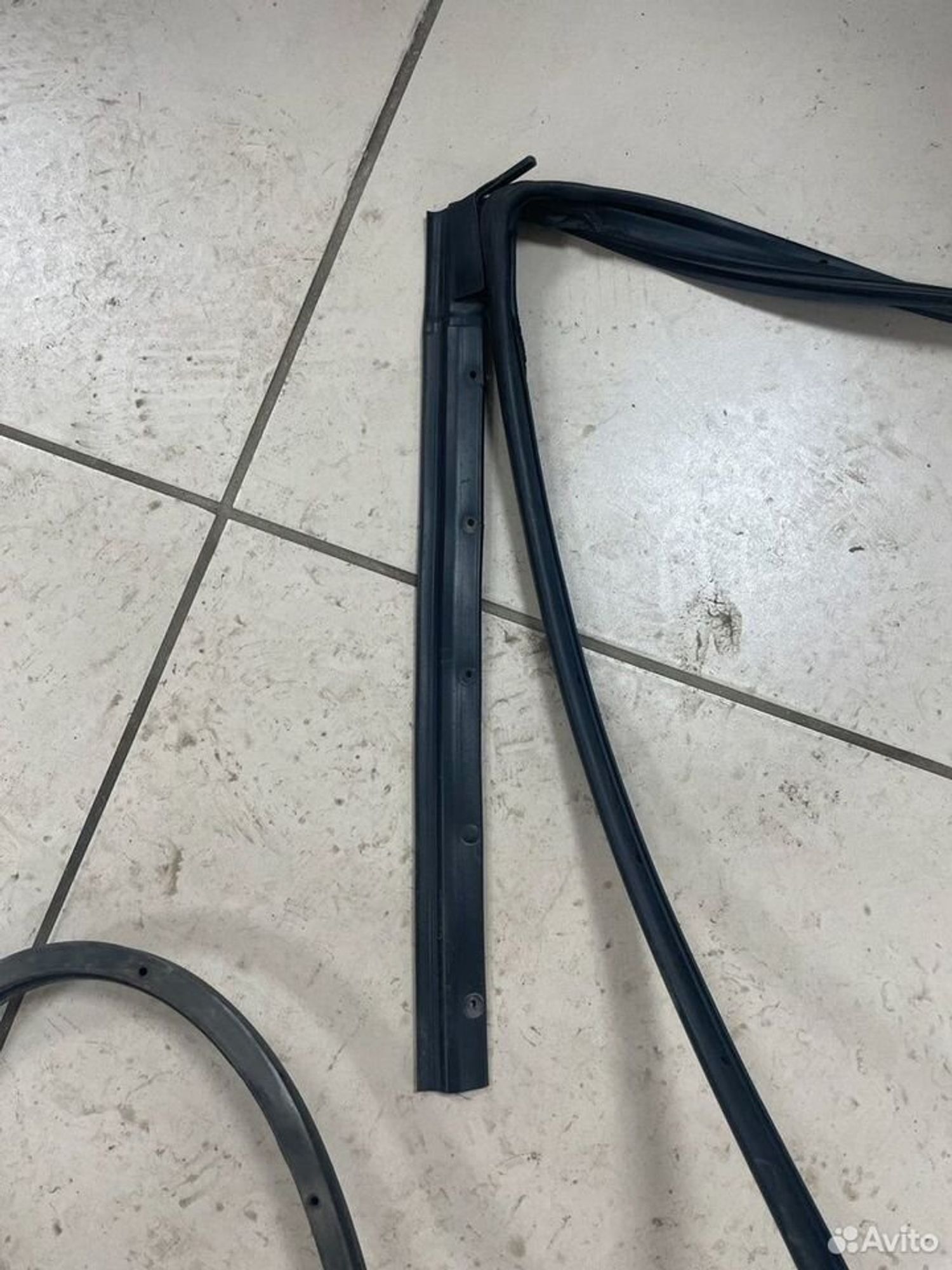 Уплотнитель двери зад.прав. Mazda CX-7, 500 рублей, Тамбов