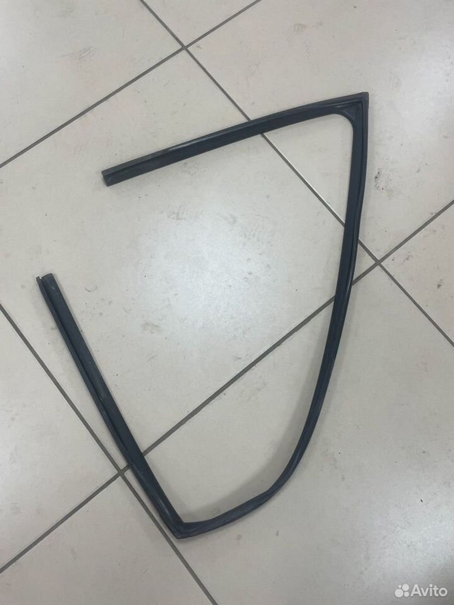 Уплотнитель стекла перед.прав. Kia Ceed II JD, 1000 рублей, Тамбов