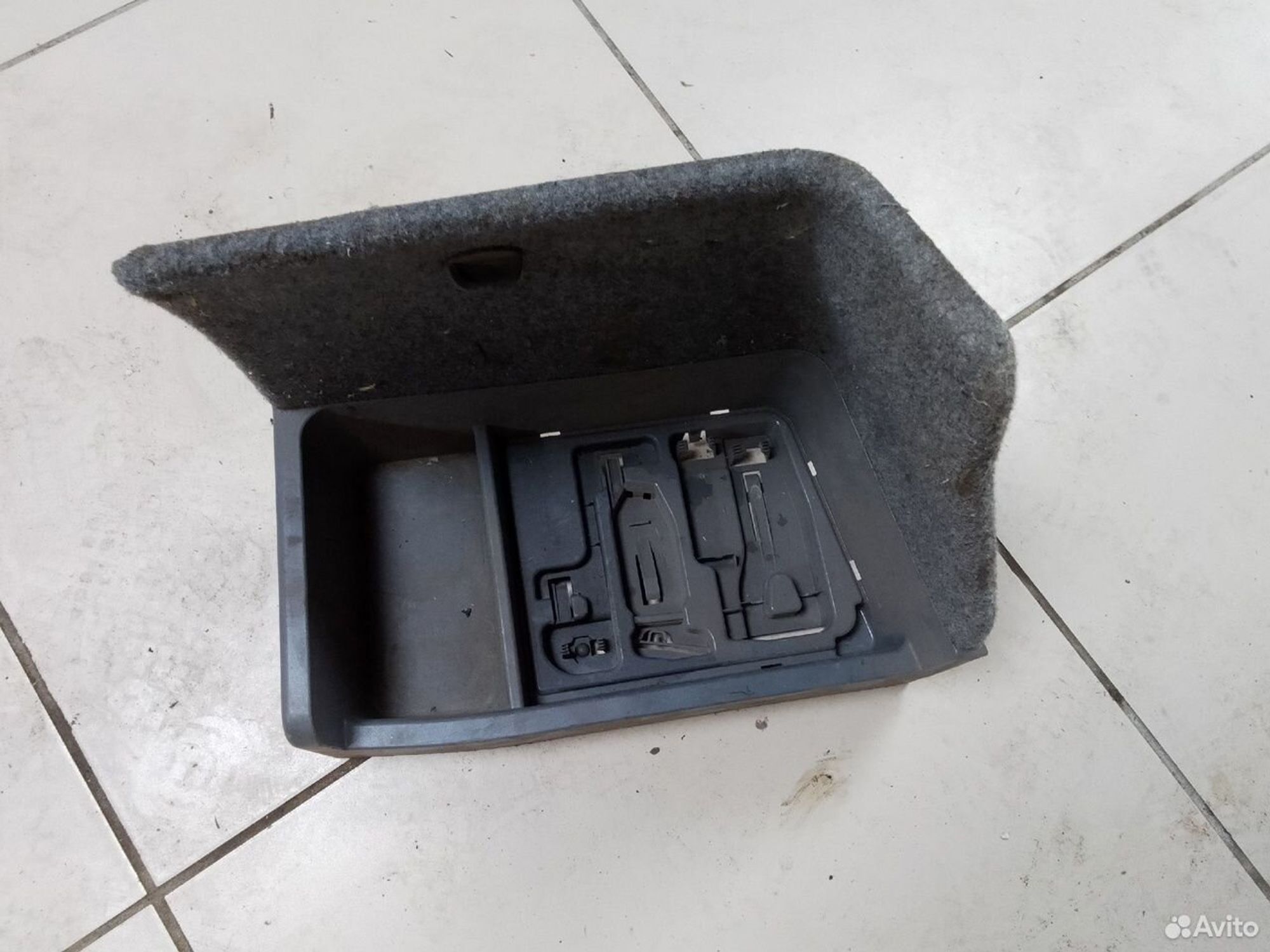 Бардачок багажника BMW 3-Series E90, 1500 рублей, Тамбов