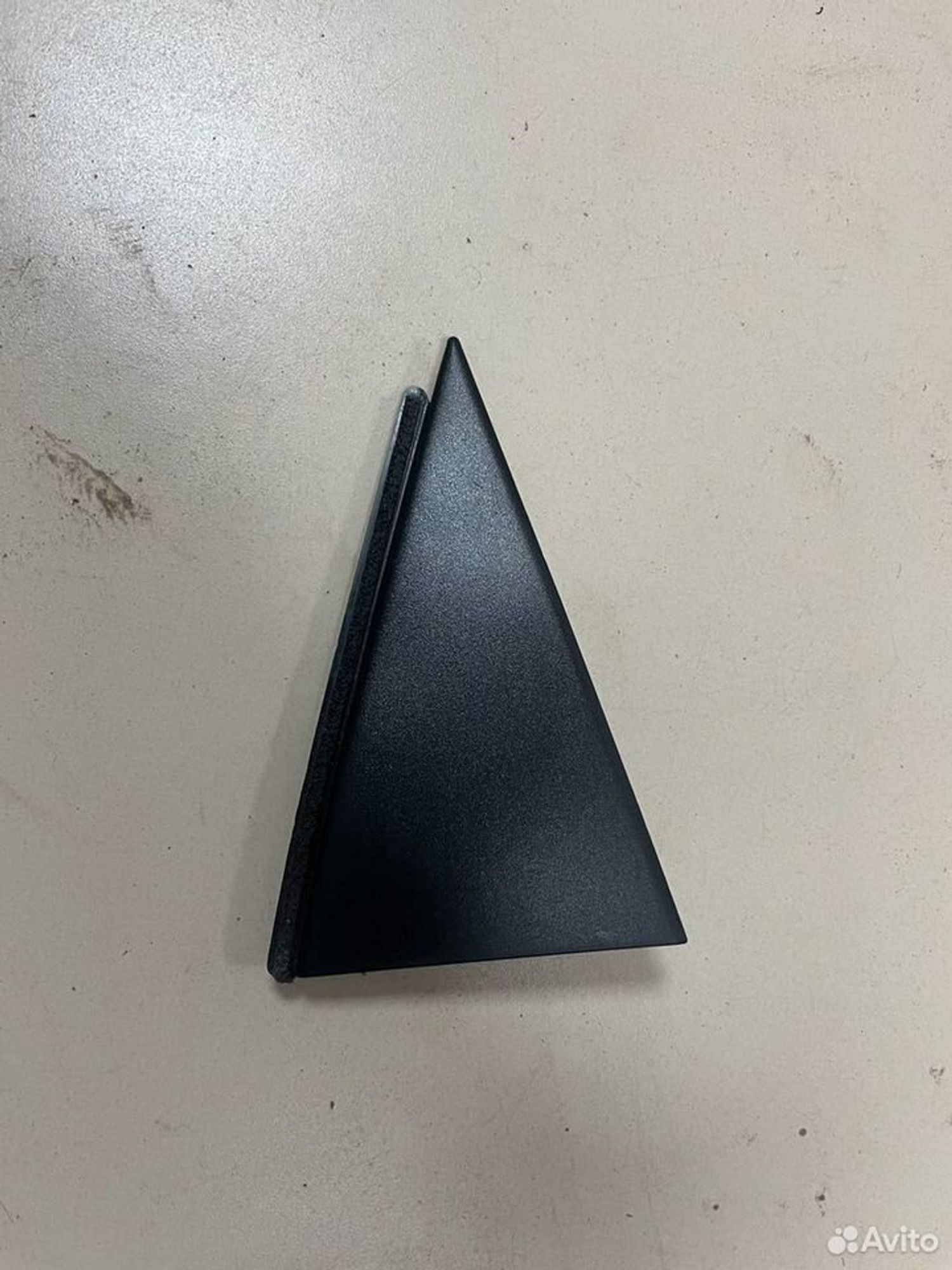 Уголок задней правой двери Mazda CX-7, 500 рублей, Тамбов