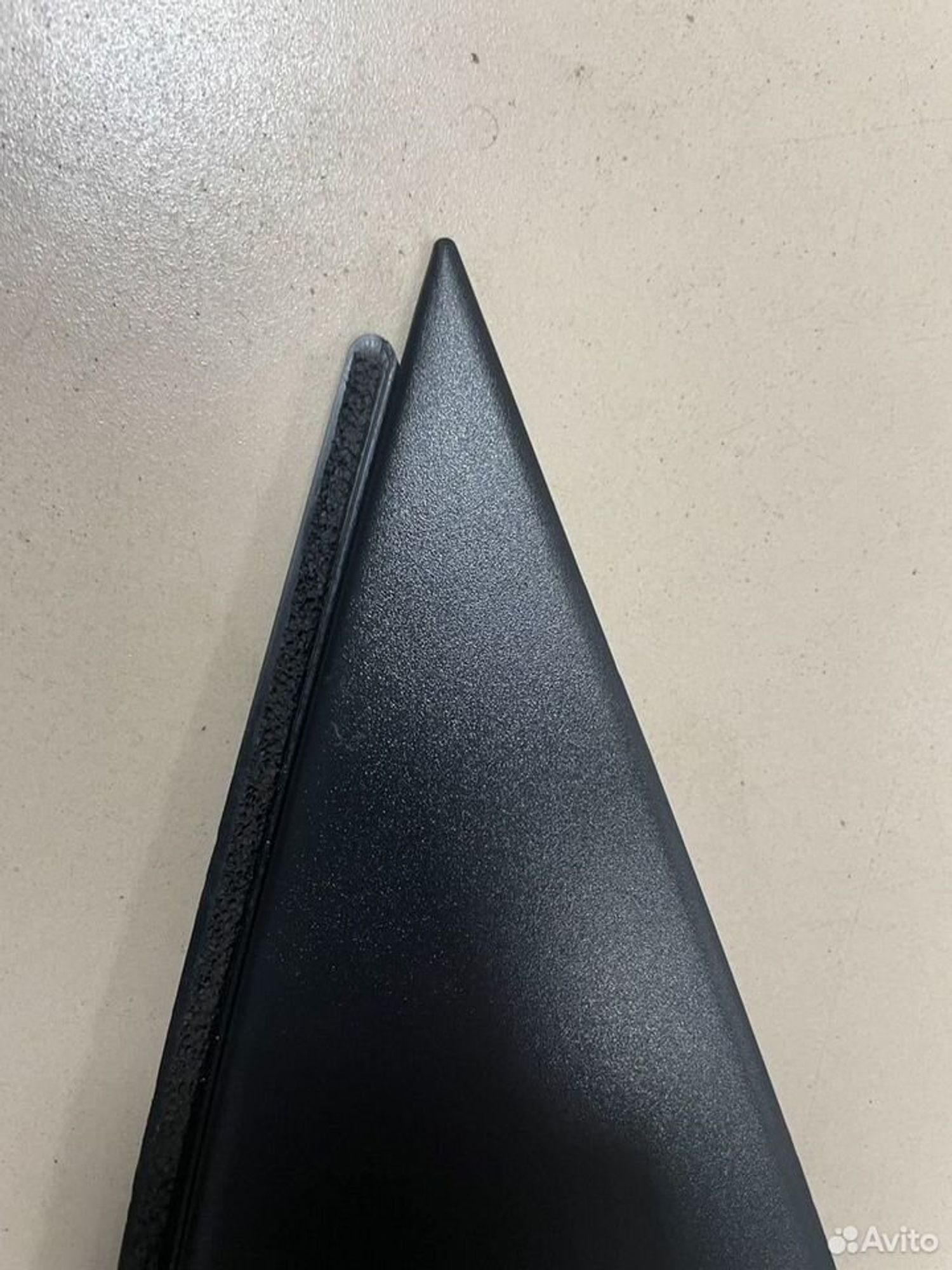 Уголок задней правой двери Mazda CX-7, 500 рублей, Тамбов