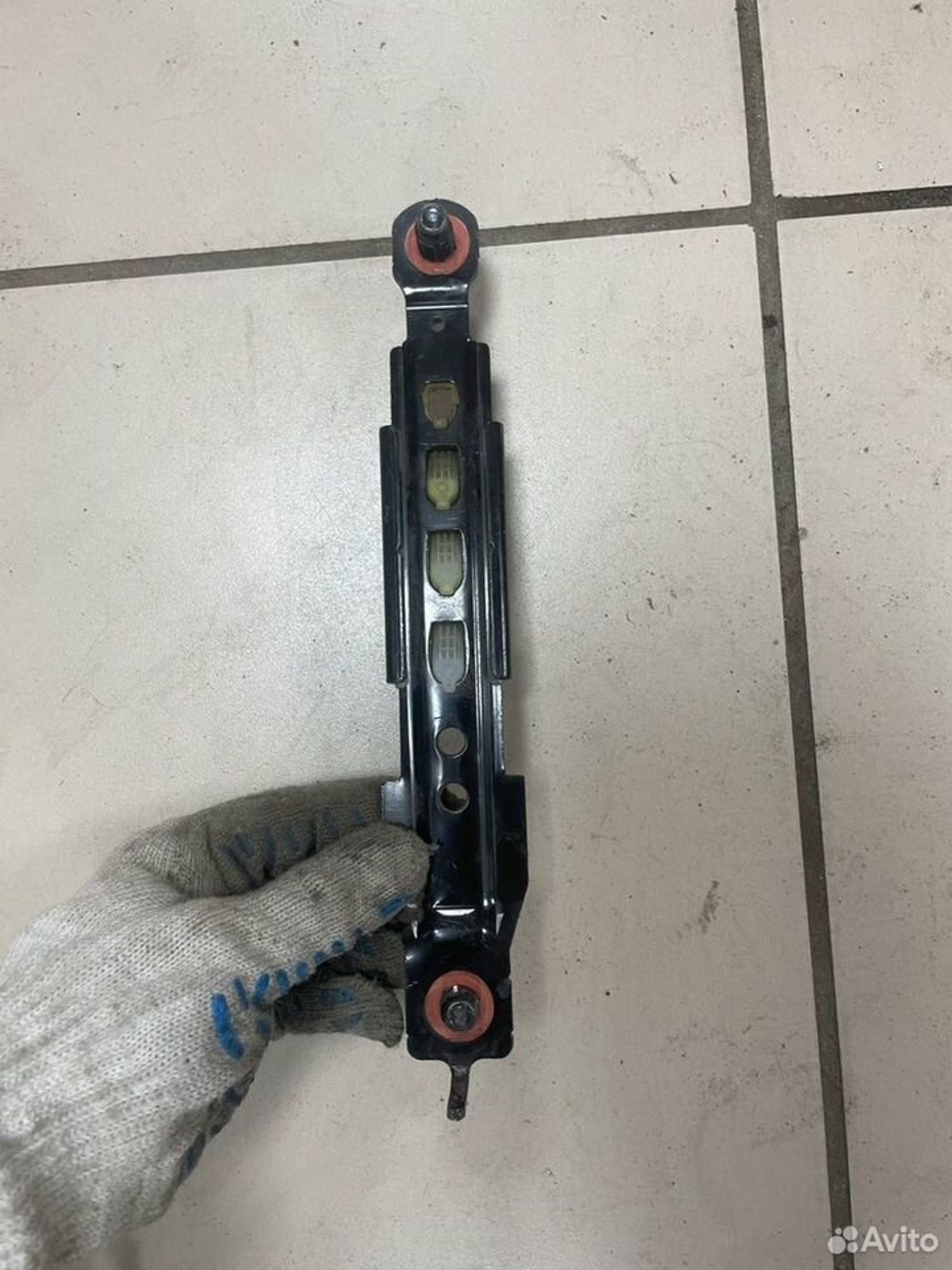 Регулятор высоты ремней Kia Rio III, 500 рублей, Тамбов