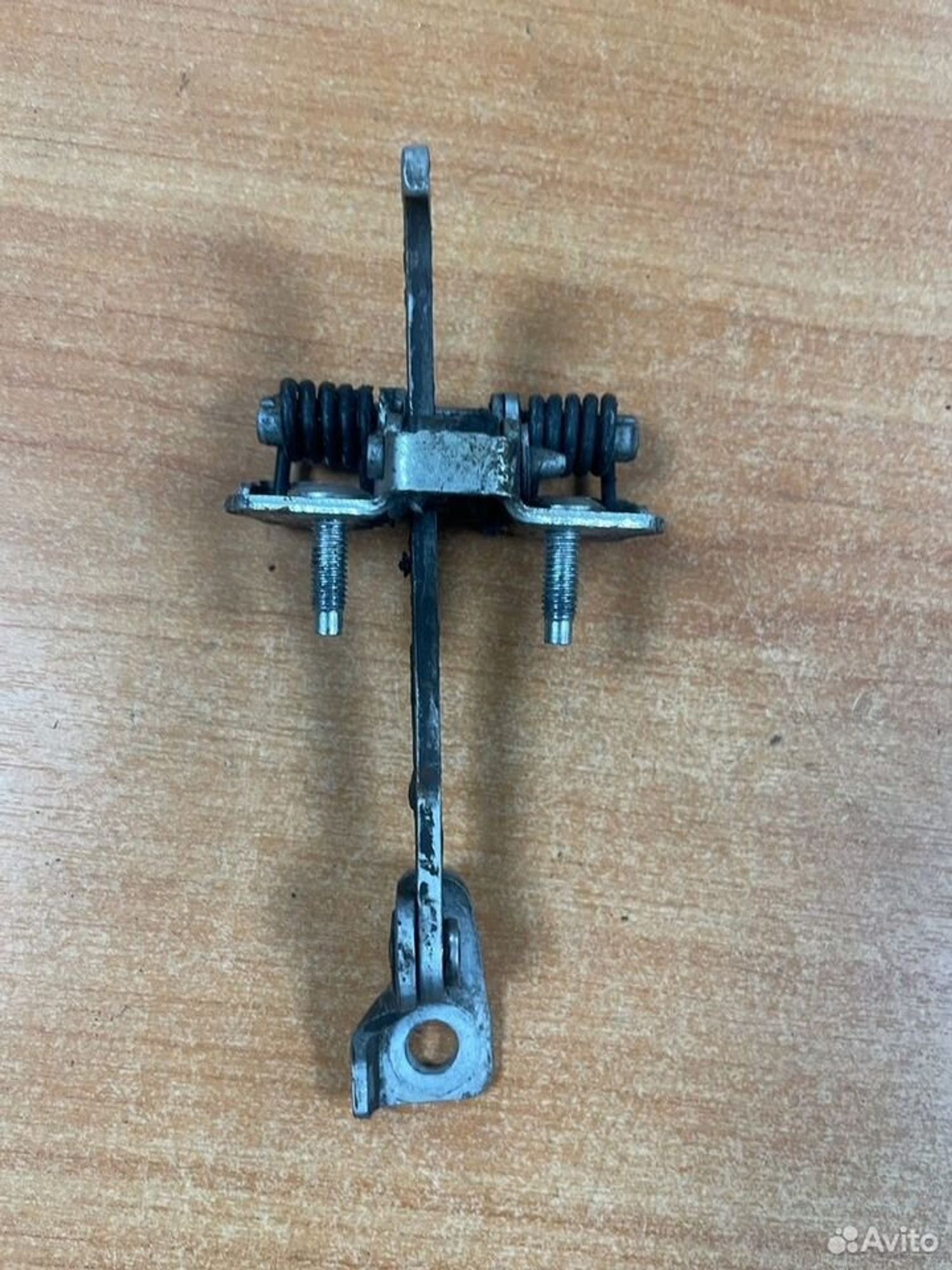 Ограничитель двери зад.лев. LADA X-Ray, 500 рублей, Тамбов