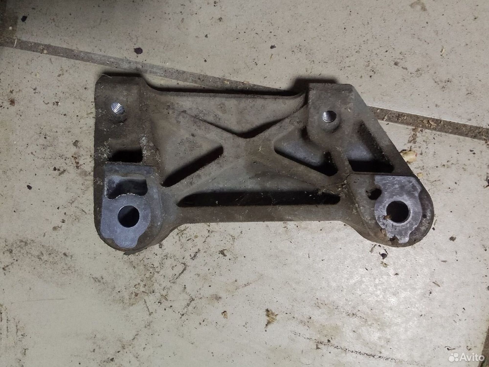 Кронштейн компрессора кондиционера Honda CR-V III, 1000 рублей, Тамбов