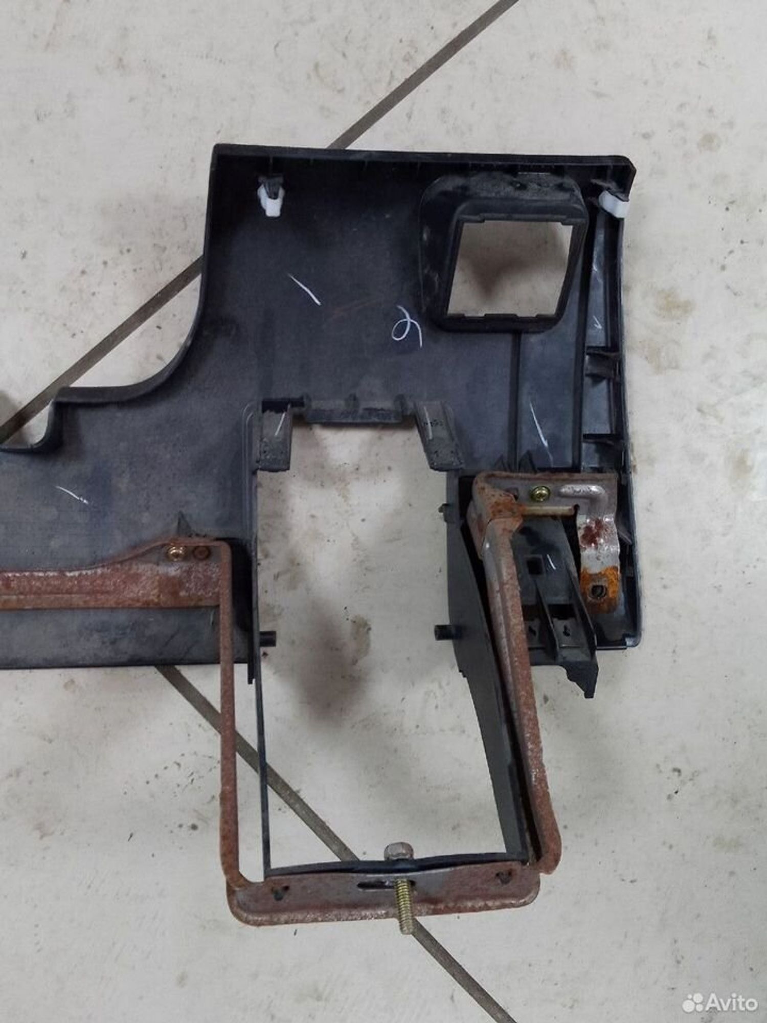 Накладка торпедо Mitsubishi Lancer IX, 500 рублей, Тамбов