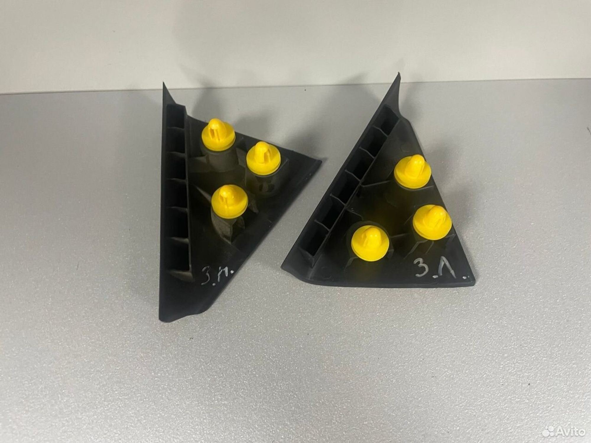 Уголки задних дверей Kia Ceed II JD, 500 рублей, Тамбов