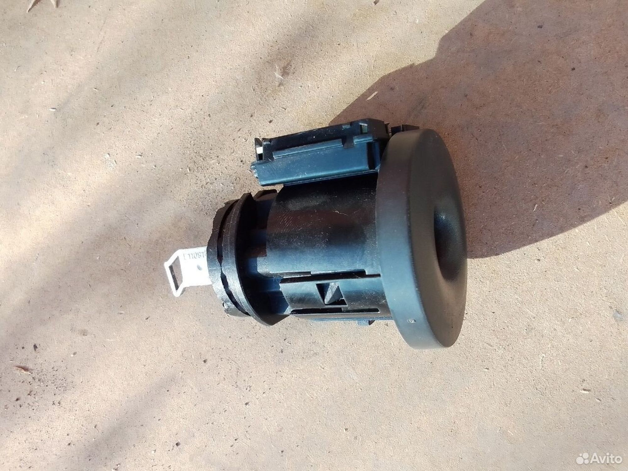 Замок зажигания LADA X-Ray, 500 рублей, Тамбов