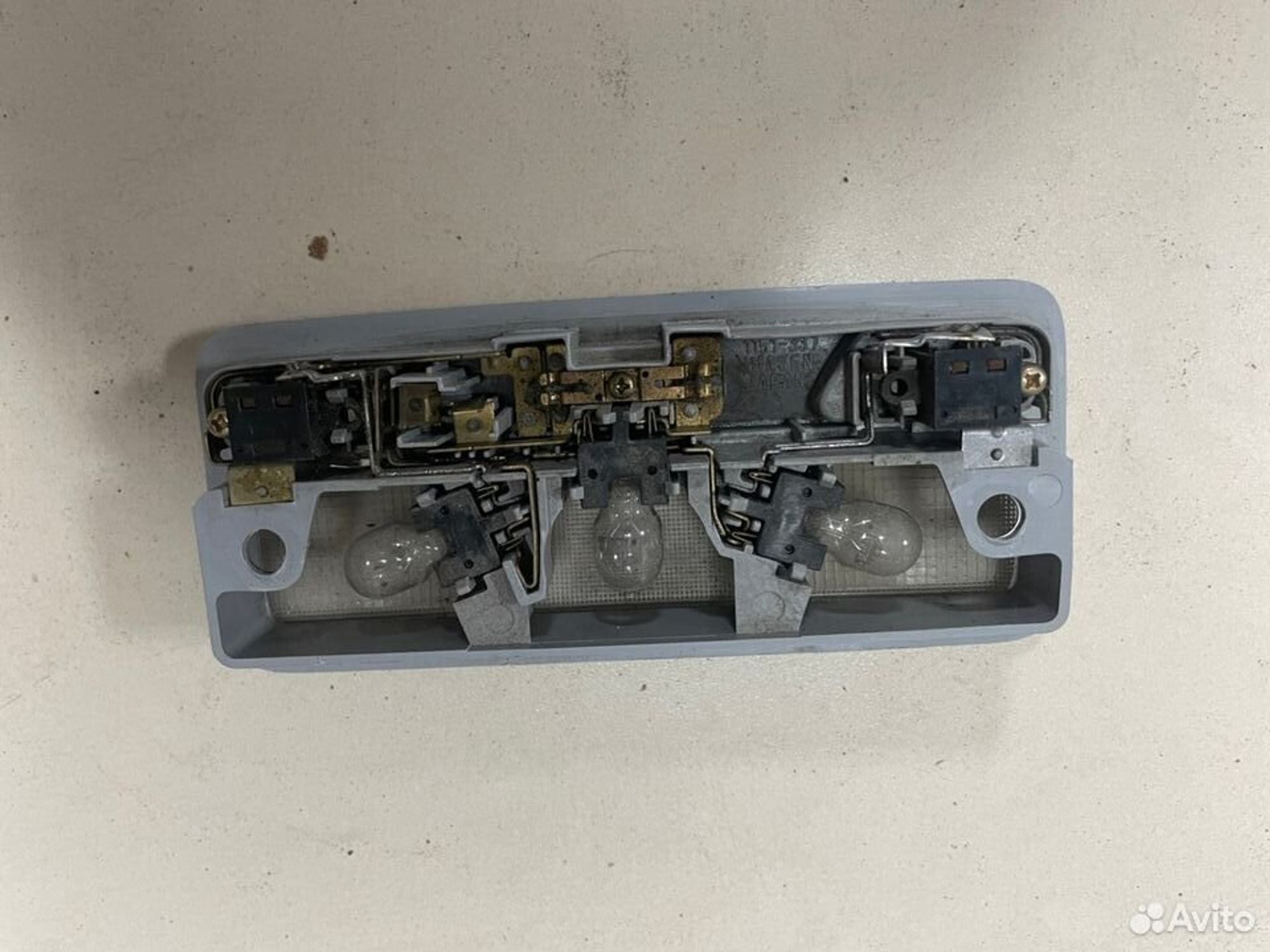 Плафон подсветки Mitsubishi Lancer IX, 500 рублей, Тамбов