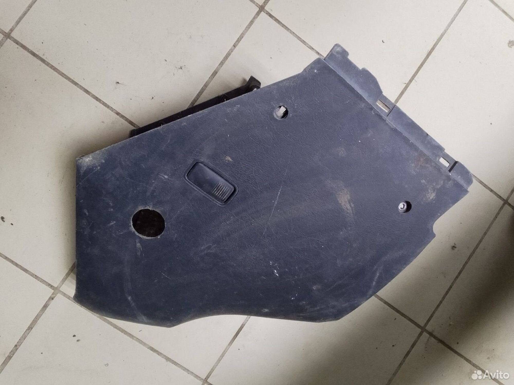 Накладка центральной консоли Hyundai Tucson I JM, 1000 рублей, Тамбов