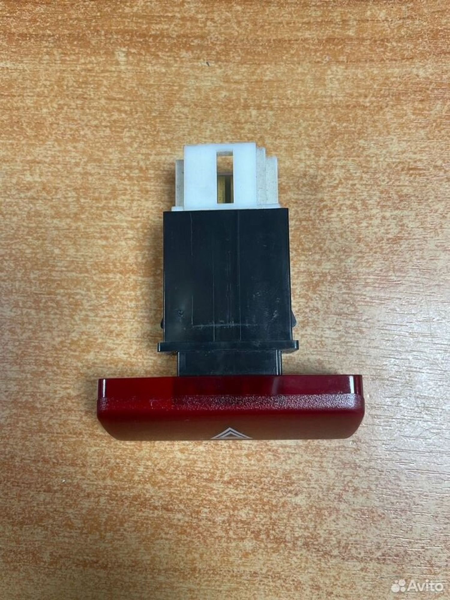 Кнопка аварийной сигнализации Mitsubishi Lancer IX, 500 рублей, Тамбов